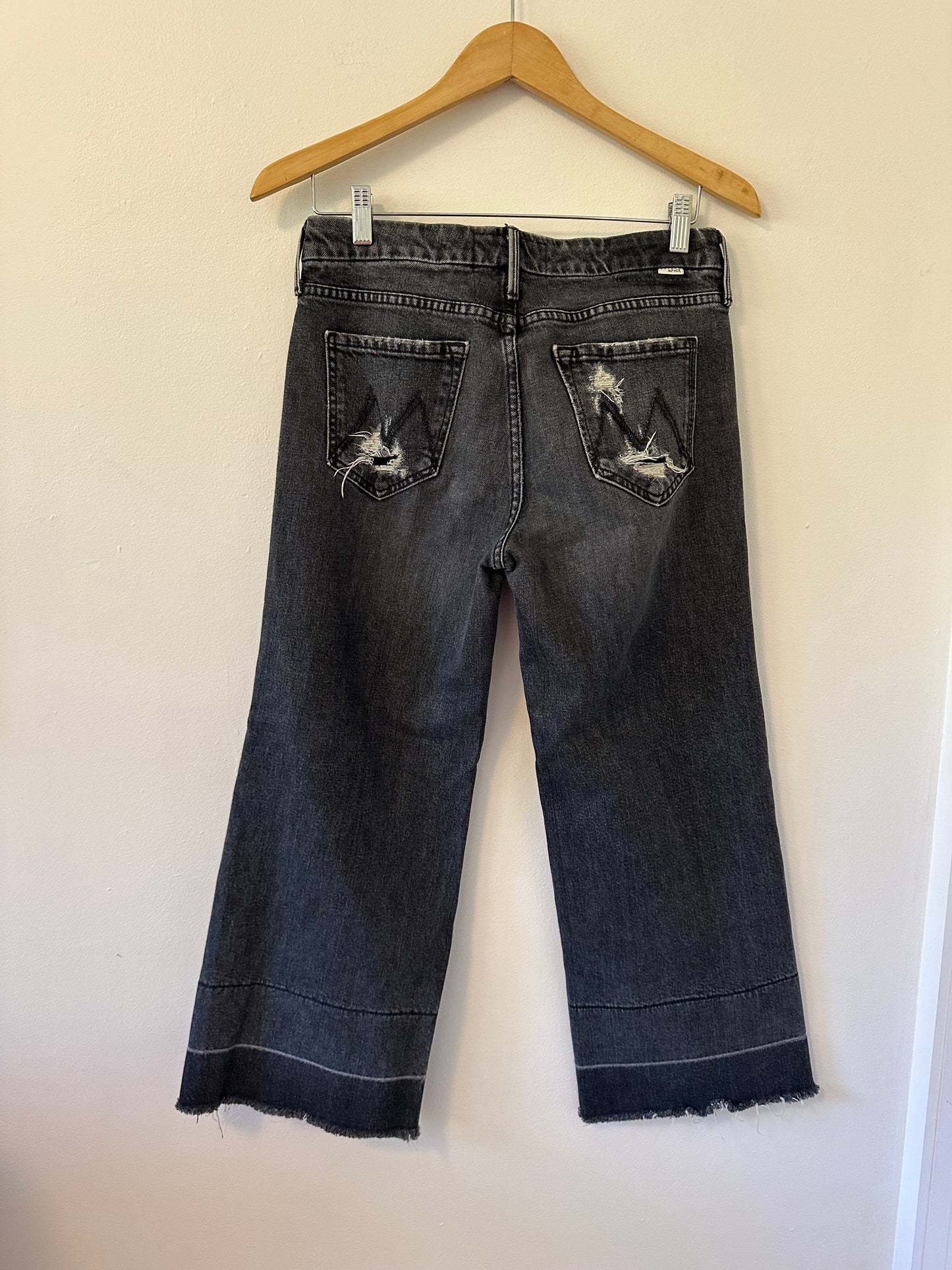 MOTHER The Roller Crop Undone Hem in Of Cats and Kings | Size 26