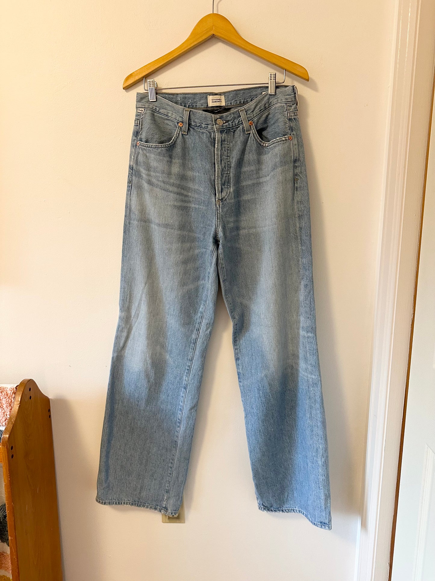 Citizens Of Humanity Annina Light Blue Straight Leg Jeans | Size 29