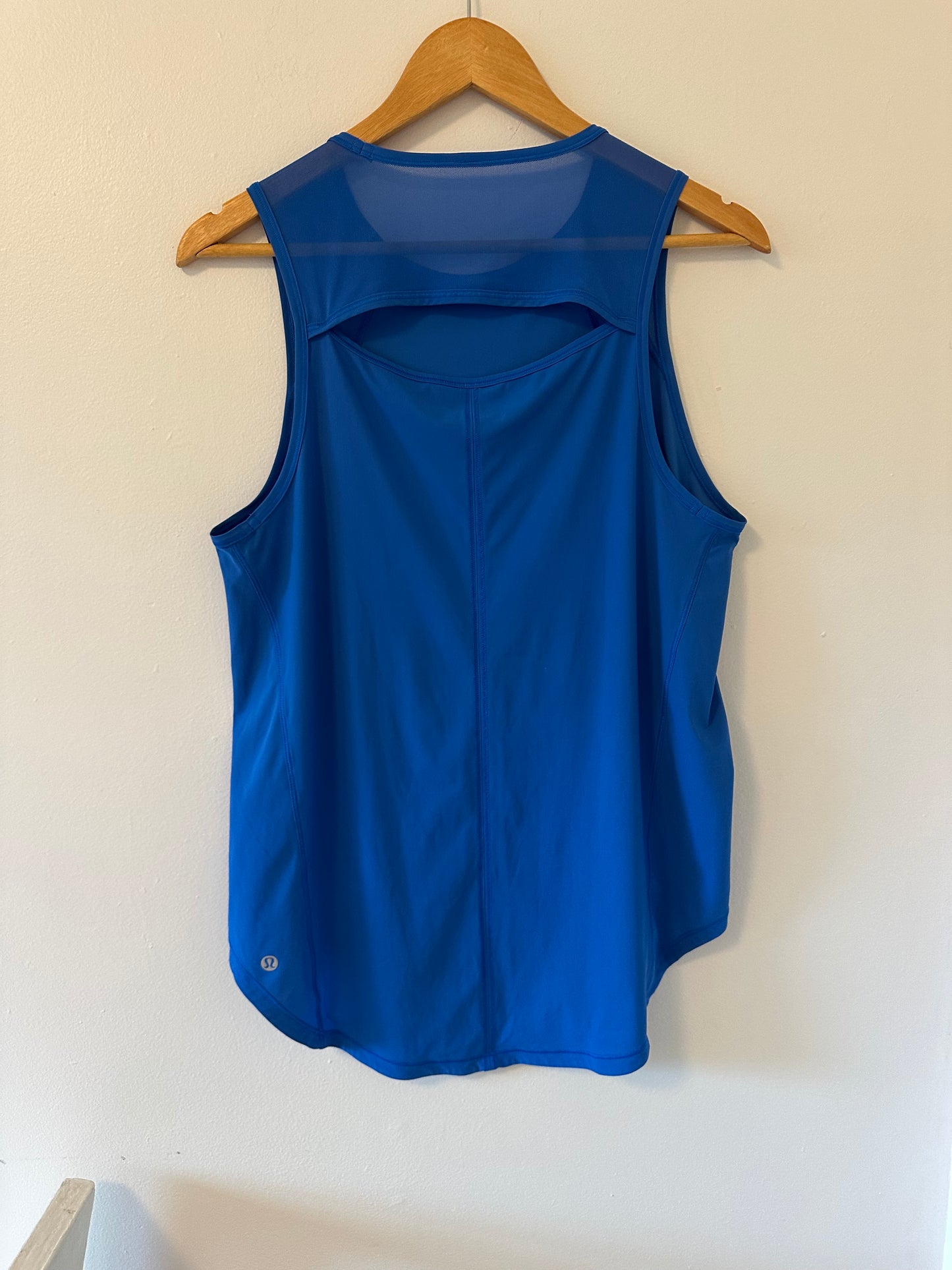 Lululemon Sculpt Tank in Cerulean Blue - Size 10