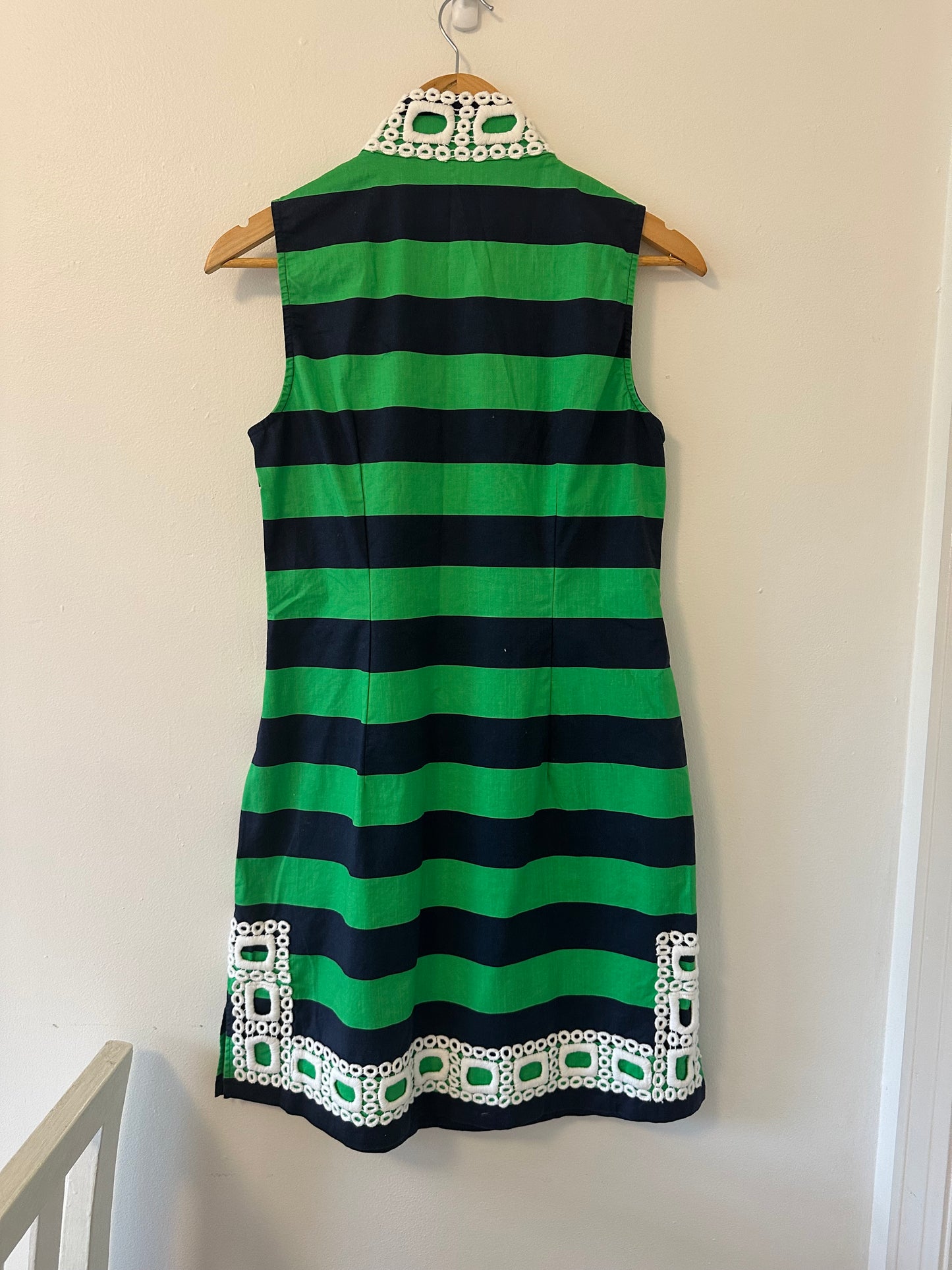 Sail to Sable Green and Navy Embroidered Dress Size Medium