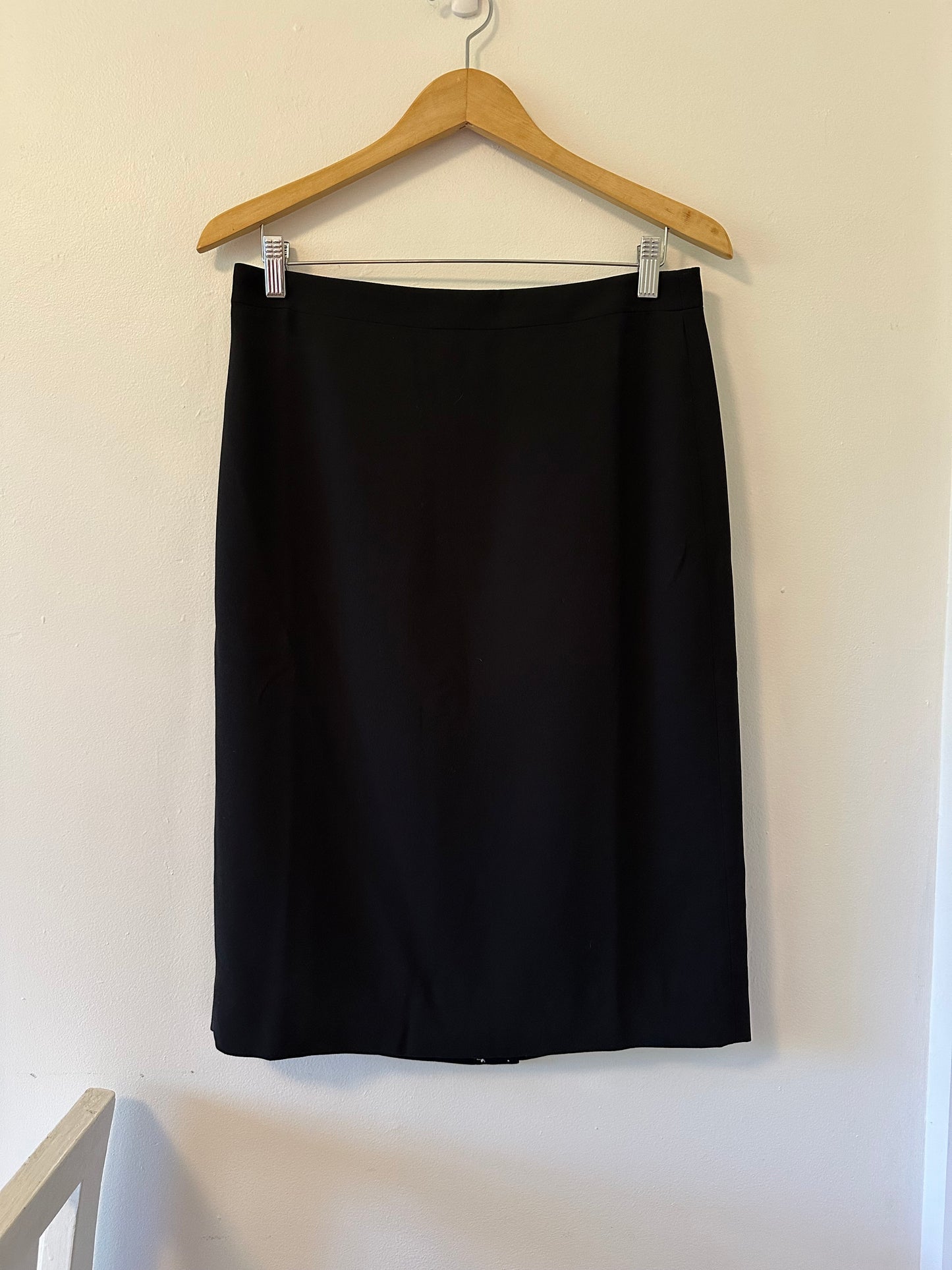 NWT J. Crew 365 Crepe Pencil Skirt in Black - Size 10