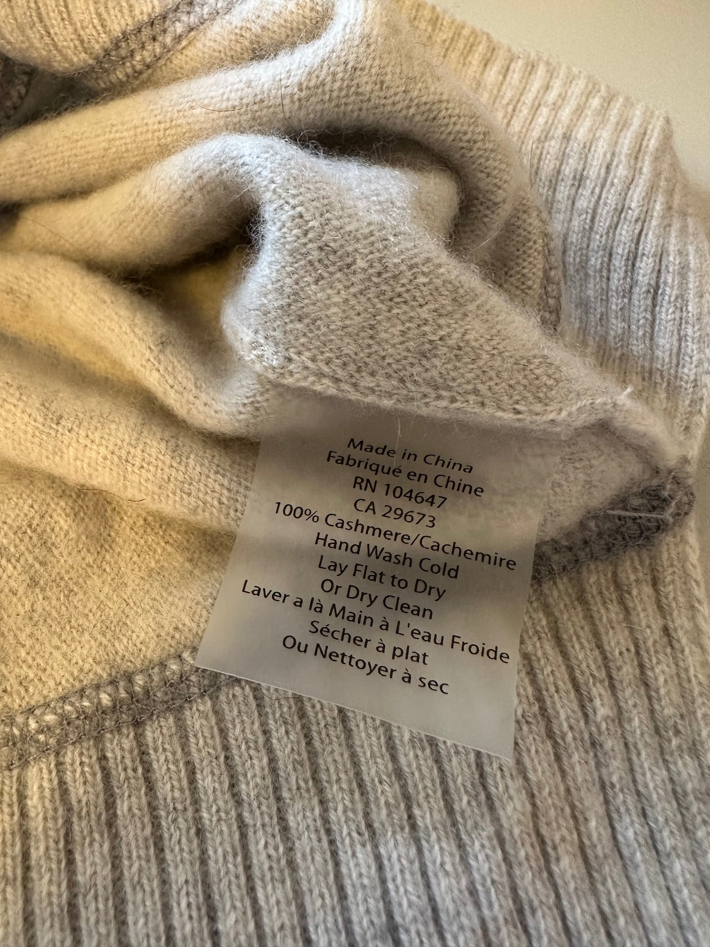 Kinross Cashmere Gray Sweatshirt Style Sweater | Size Small