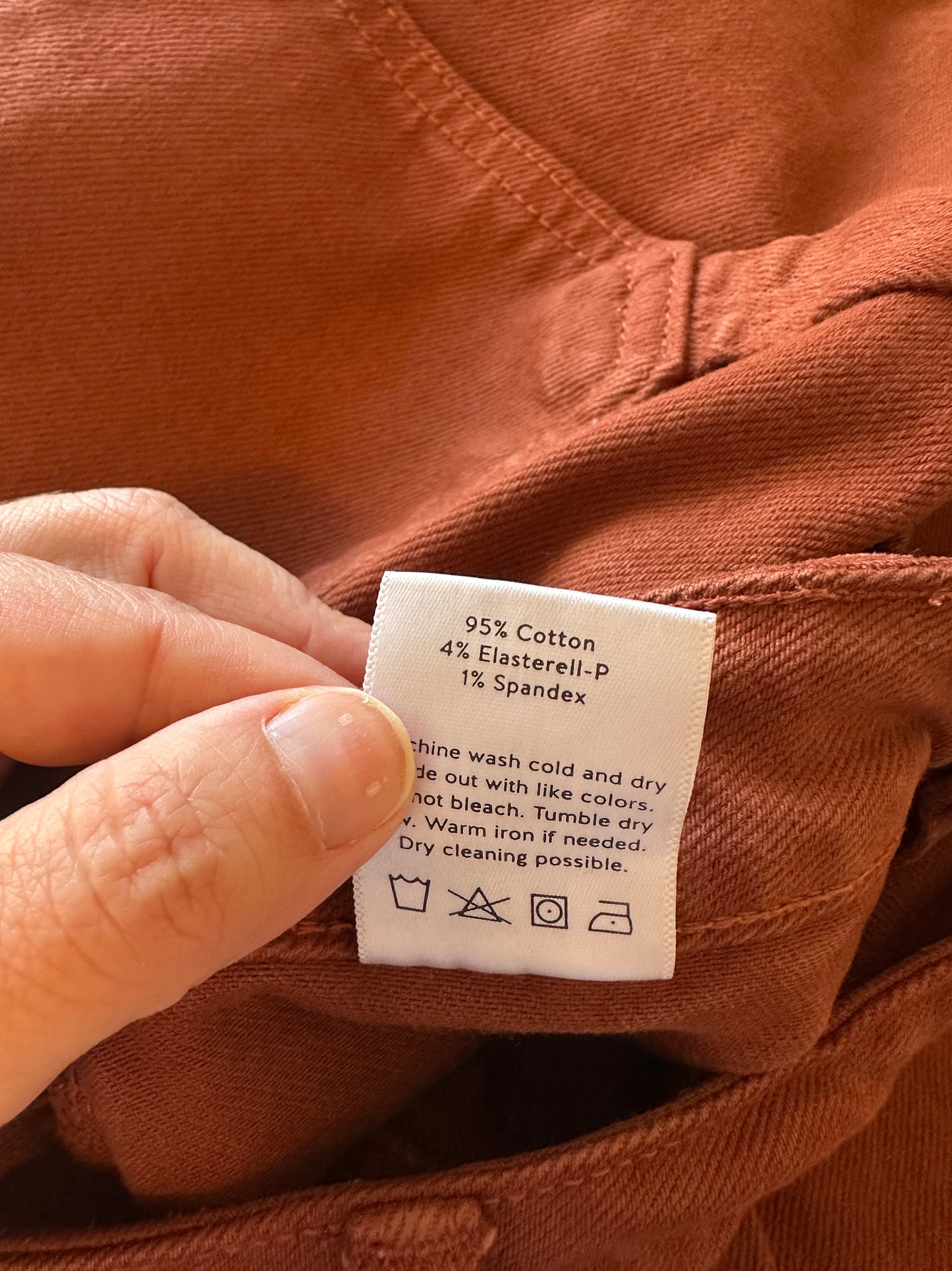 Just Black Women's High Rise Carpenter Jeans in Rust Red | Size 27