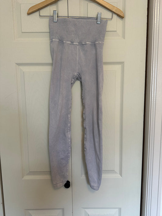FP Movement High-Rise 7/8 Length Good Karma Leggings in Lavender - Size XS