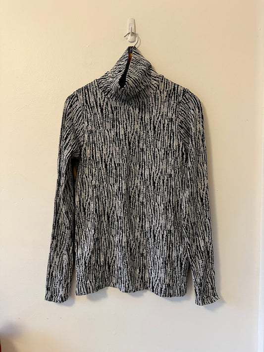 Athleta Flurry Blizzard Black and White Seamless Turtleneck Shirt