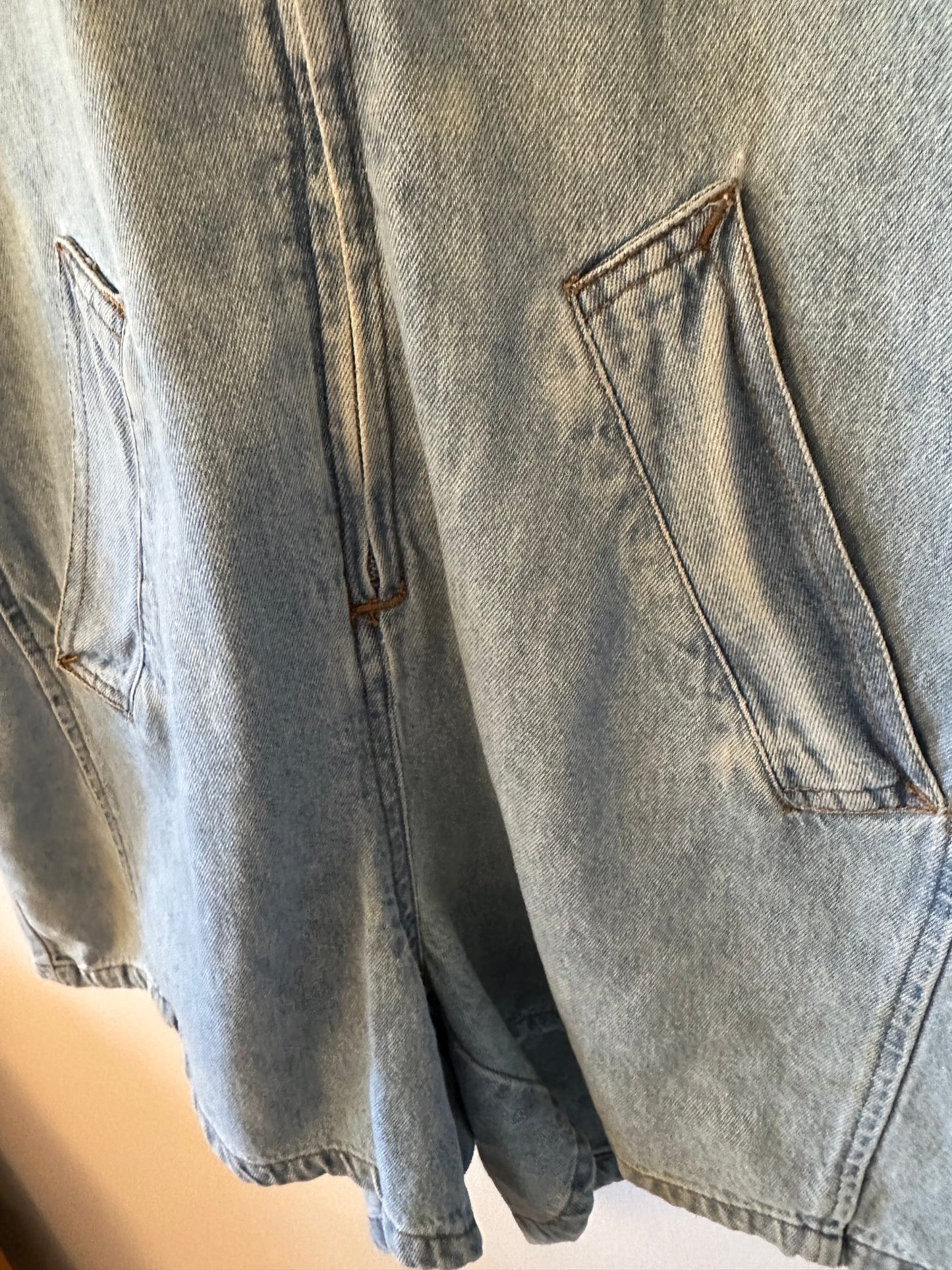 Squeeze Vintage Denim Sleeveless Zip Up Romper | Size Small