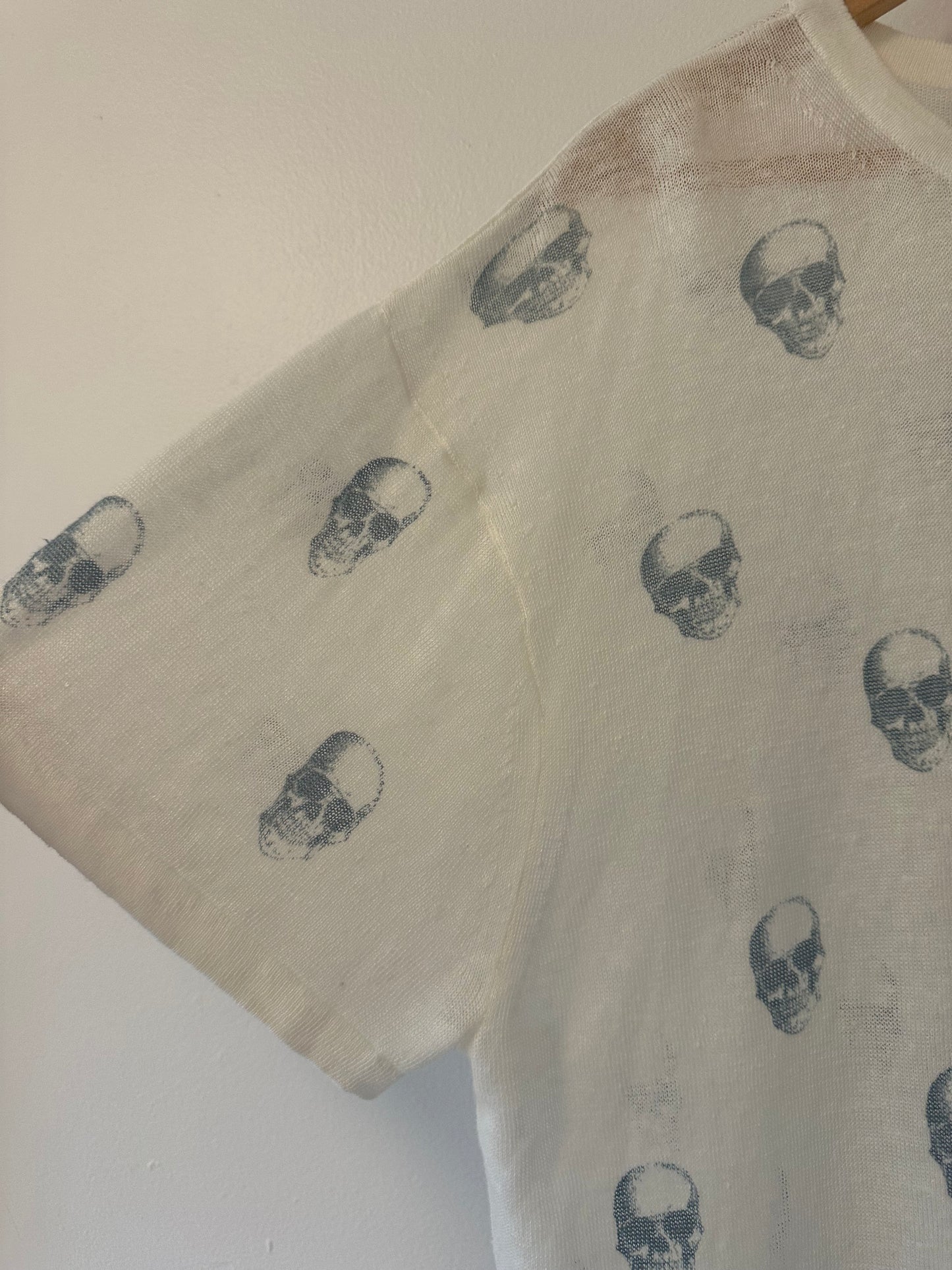 Skull Cashmere White Short Sleeve Linen Tee with Skull Print Size Large
