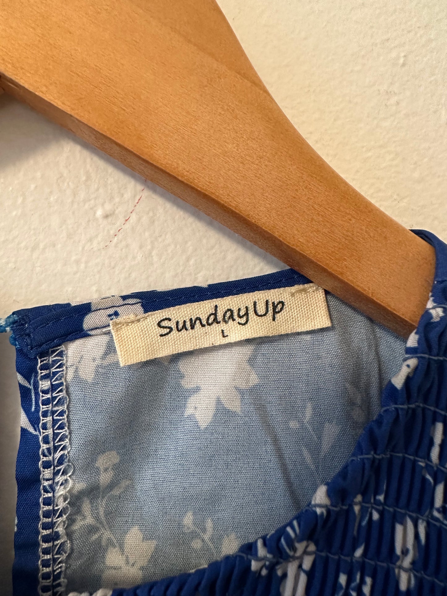 Sunday Up Smocked Bodice Blue and White Floral Dress | Size Large