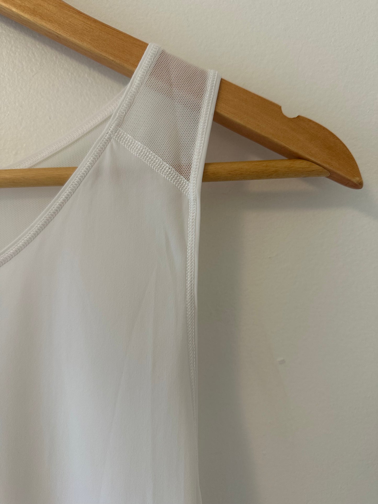 Lululemon Womens White Sculpt Tank II