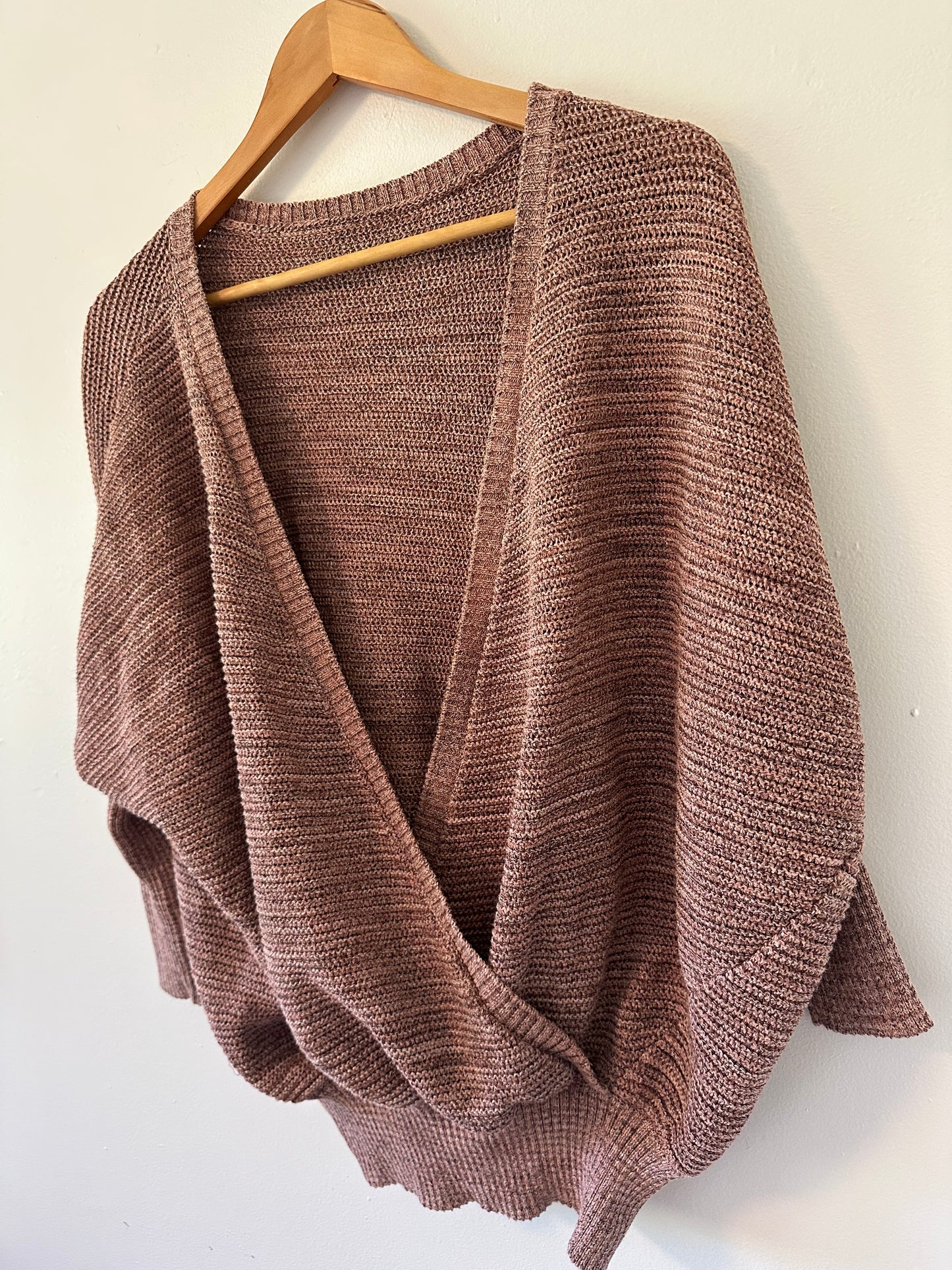 Prana V-Neck Sweater in Warm Rose | Size Small
