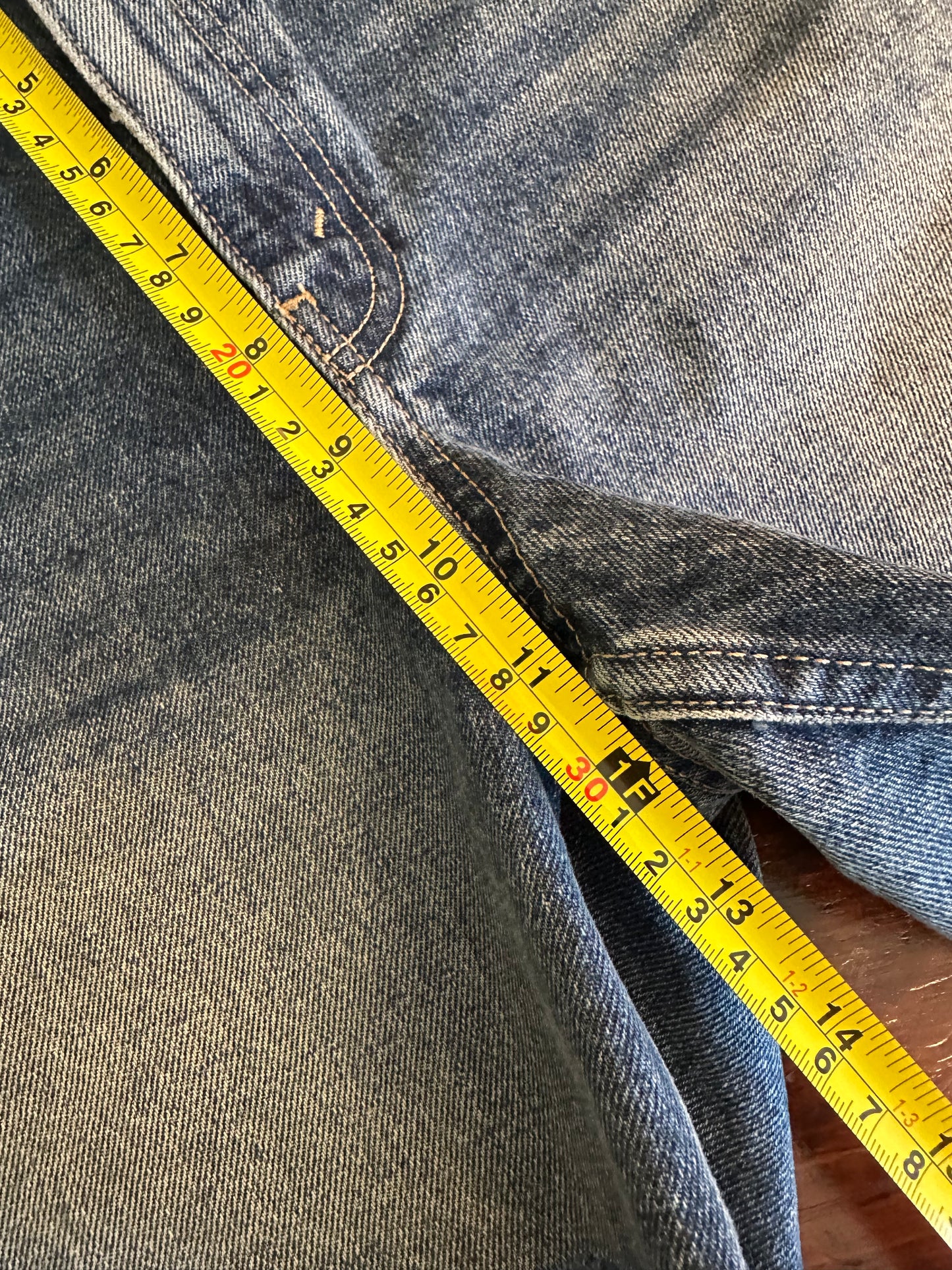 Nili Lotan Yoann Blue Denim Women's Shorts in Simon Wash - Size 25