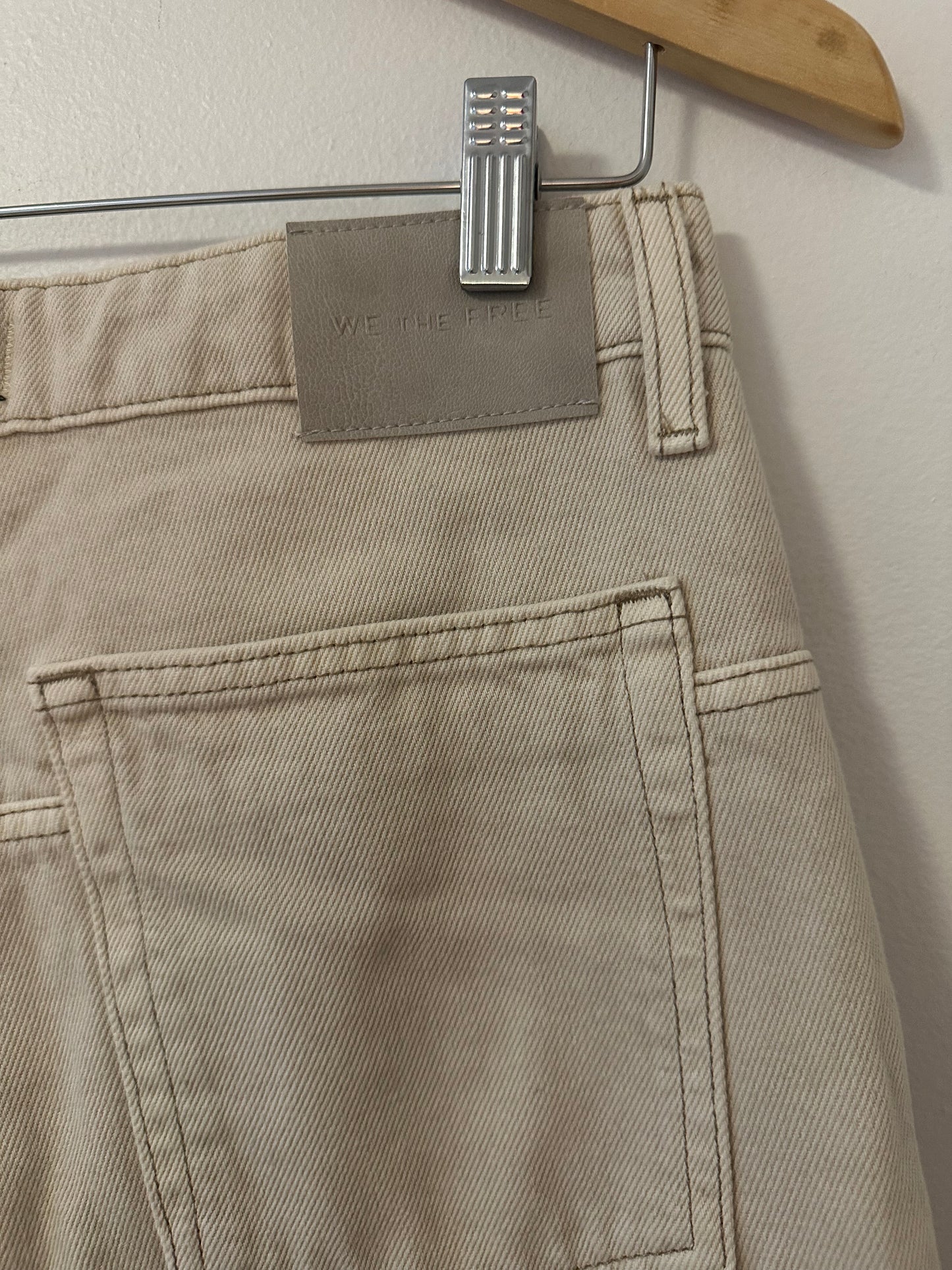 NWT We The Free Deep Trance Dropped Boyfriend Jeans in Casual Khaki | Size 27