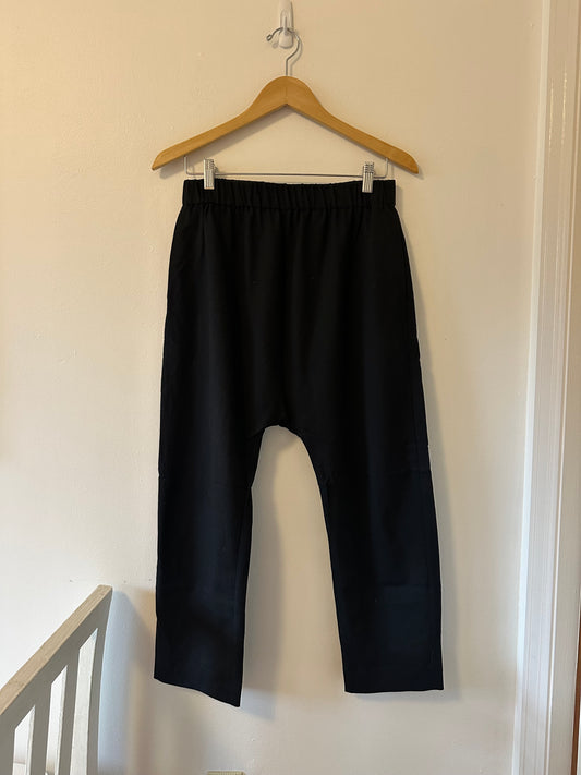 COS - Black The Drop Crotch Casual Trousers | Size Small