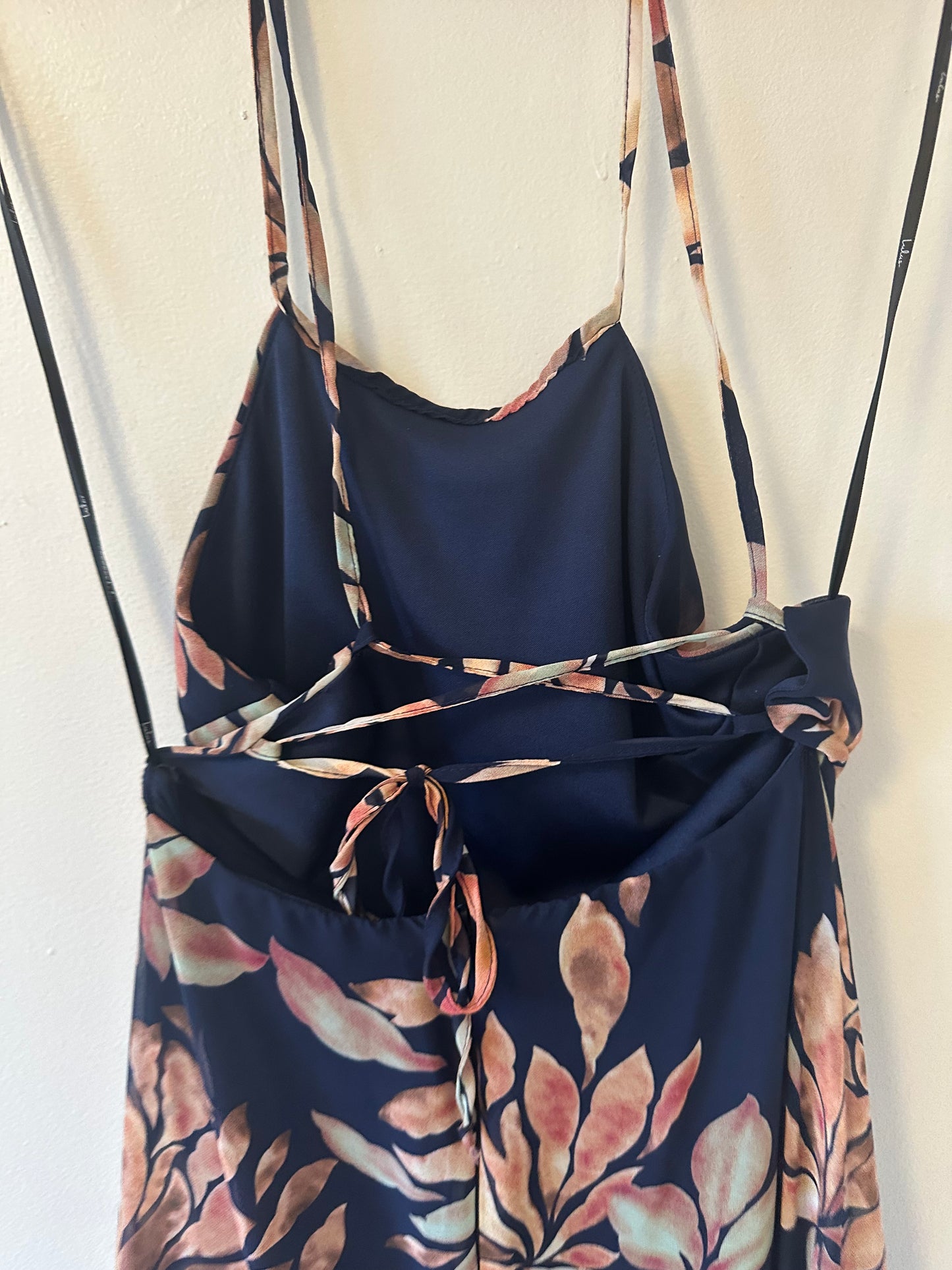 Lulus Adventure Seeker Navy Blue Floral Print Maxi Tie Back Dress | Size Medium