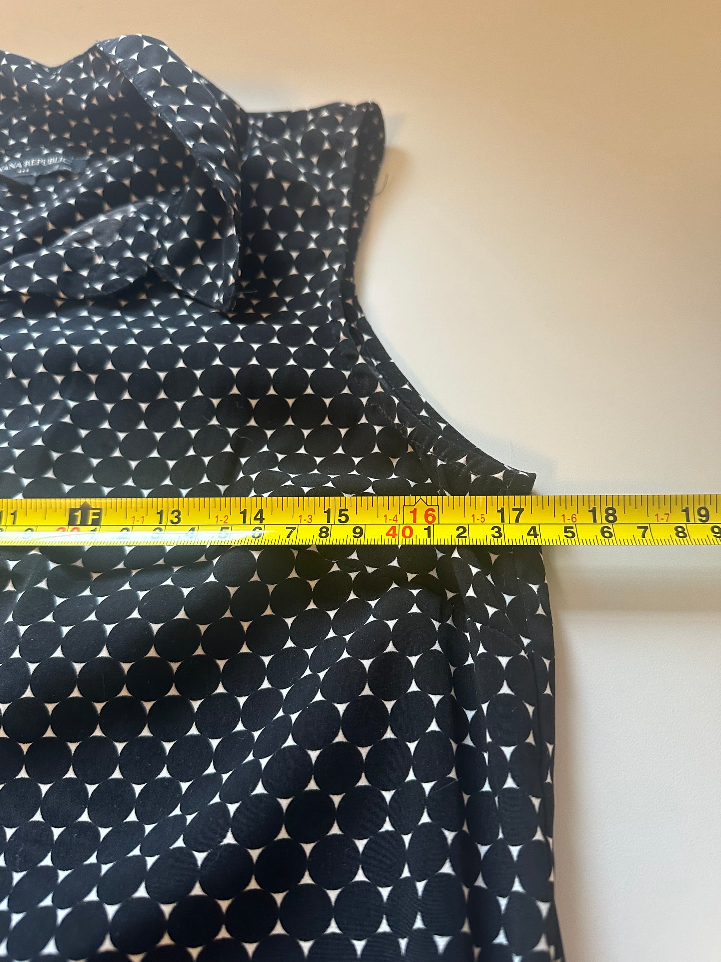 Banana Republic Black and White Sleeveless Mini Dress | Size 4