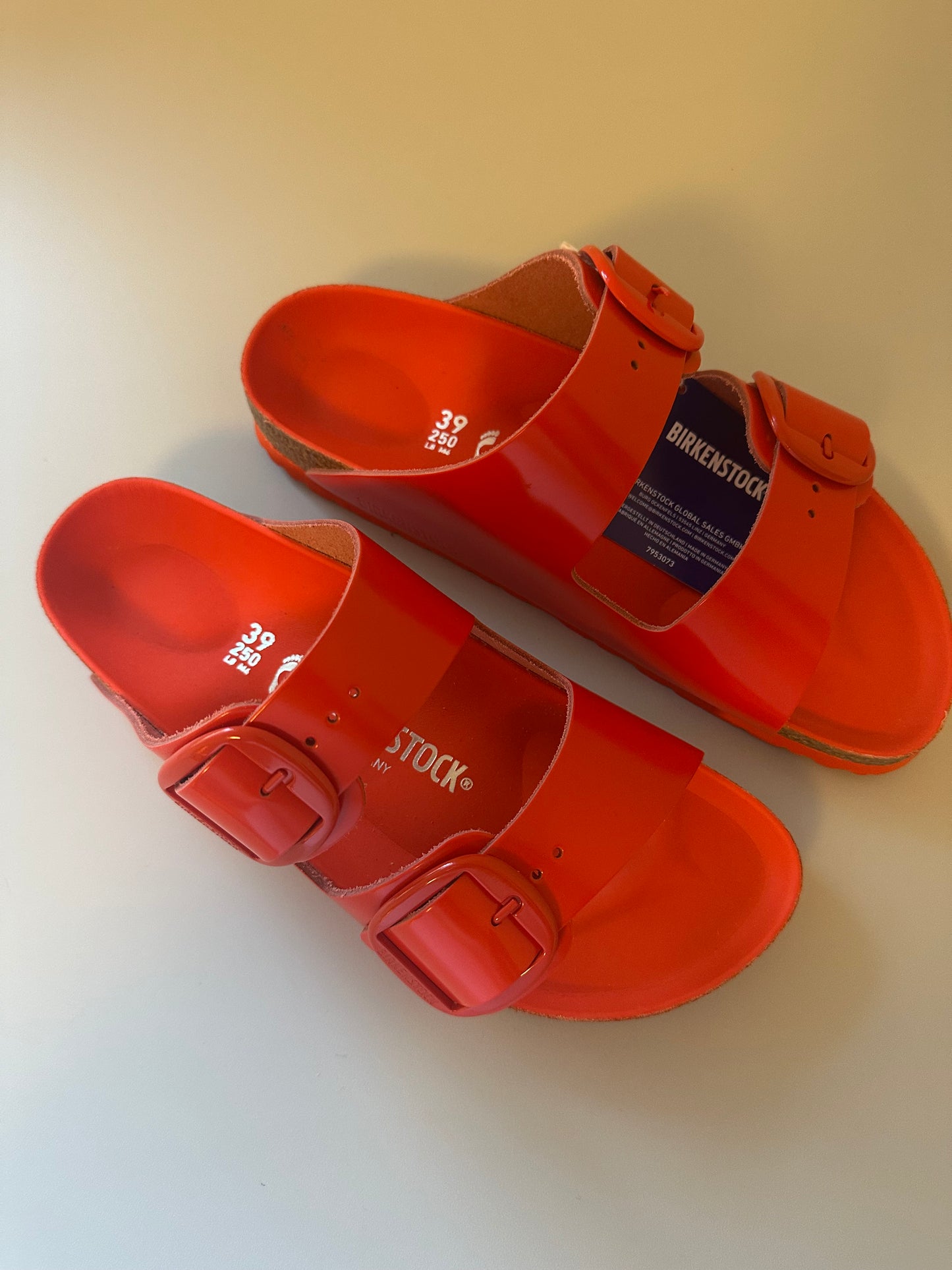 New Birkenstock Arizona Big Buckle Sandals in High Shine Tomato | Size 39