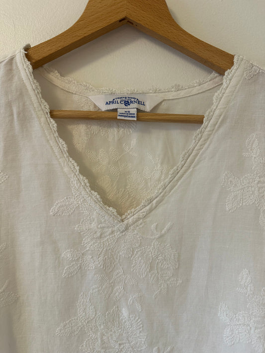 April Cornell White Embroidered Tunic Size XS