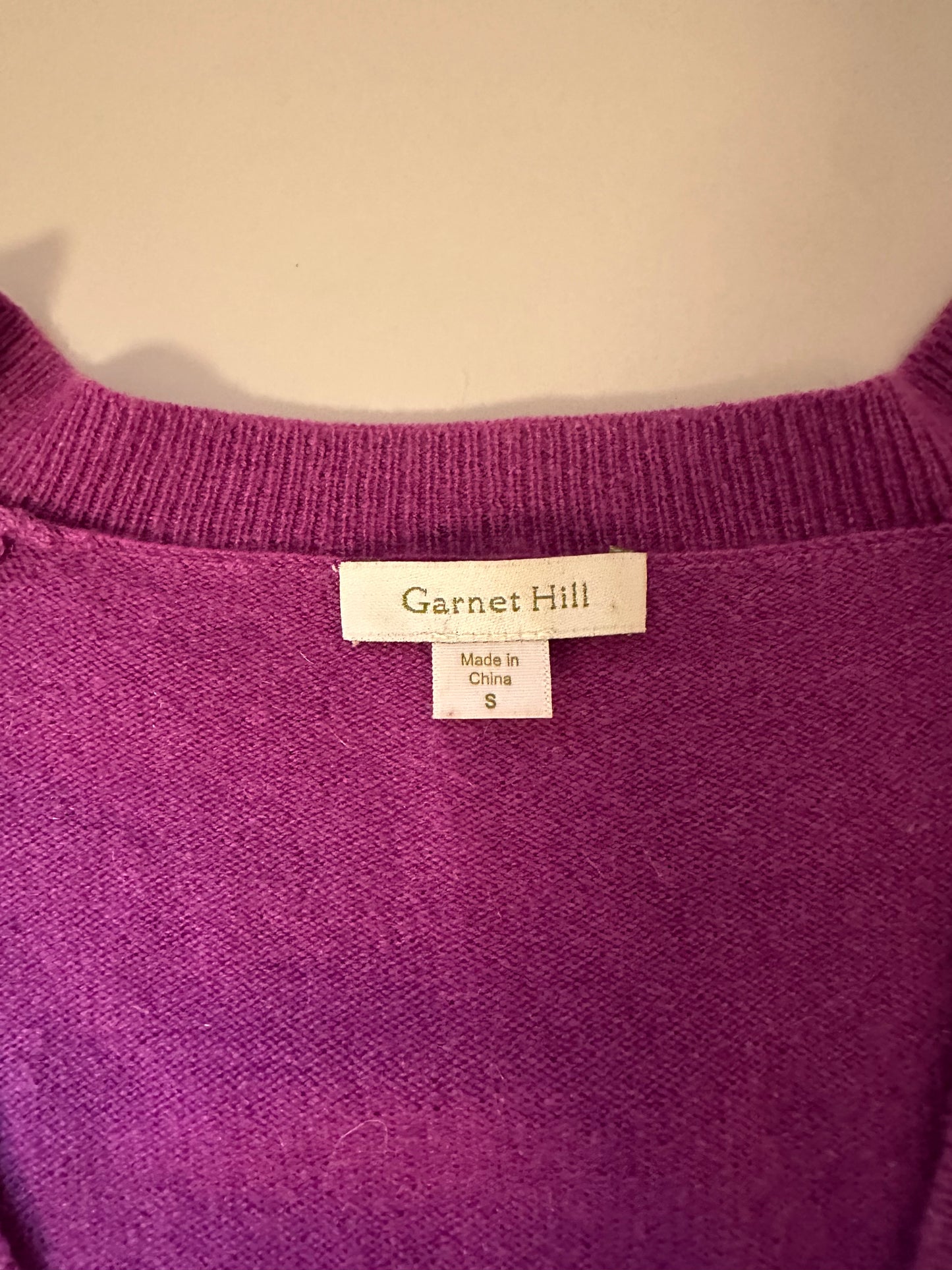 Garnet Hill Bright Purple V-Neck Cashmere Sweater | Size Small