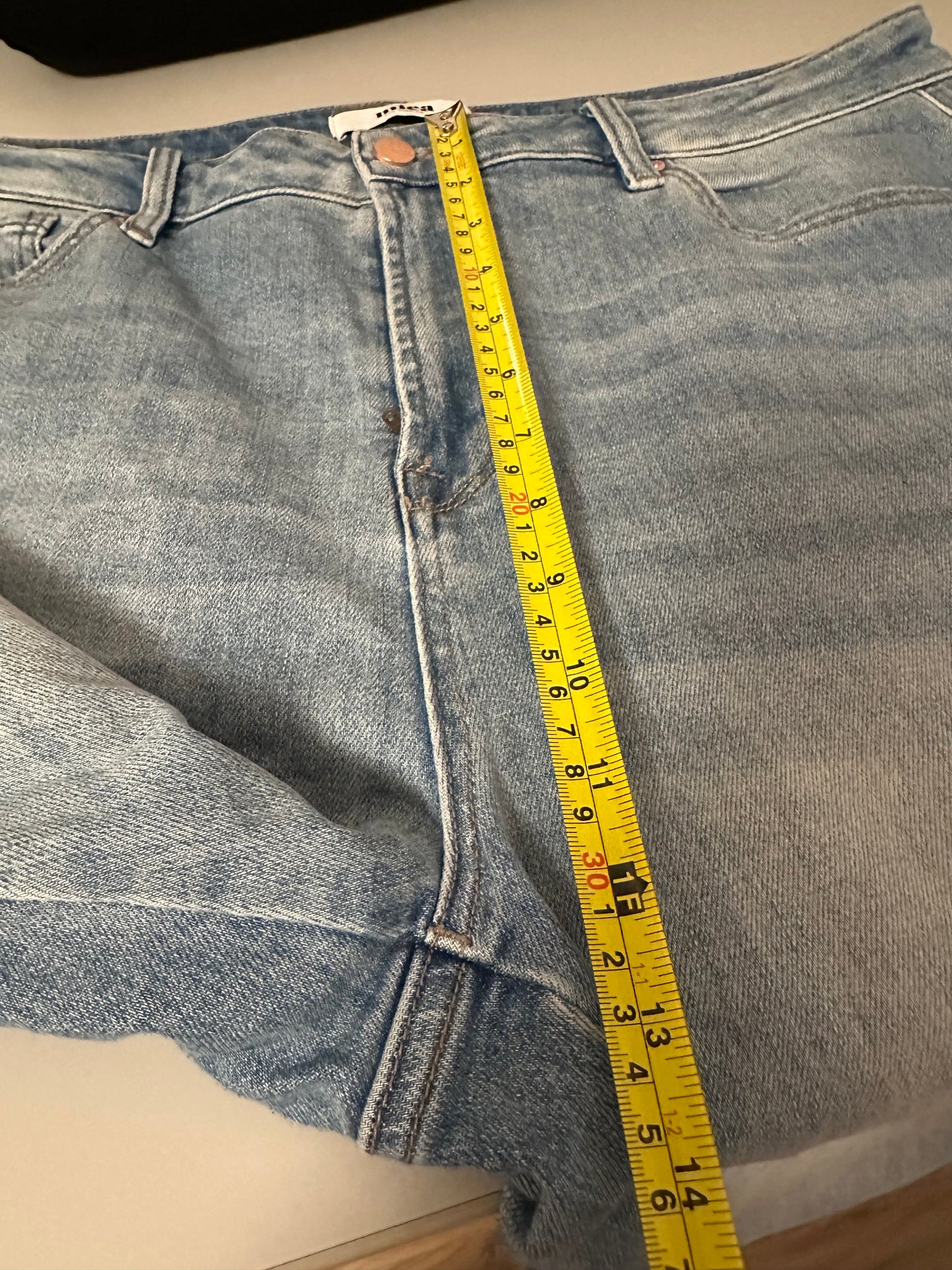 Mica High Rise Light Wash Uneven Hem Cropped Flare Jeans | Size 14