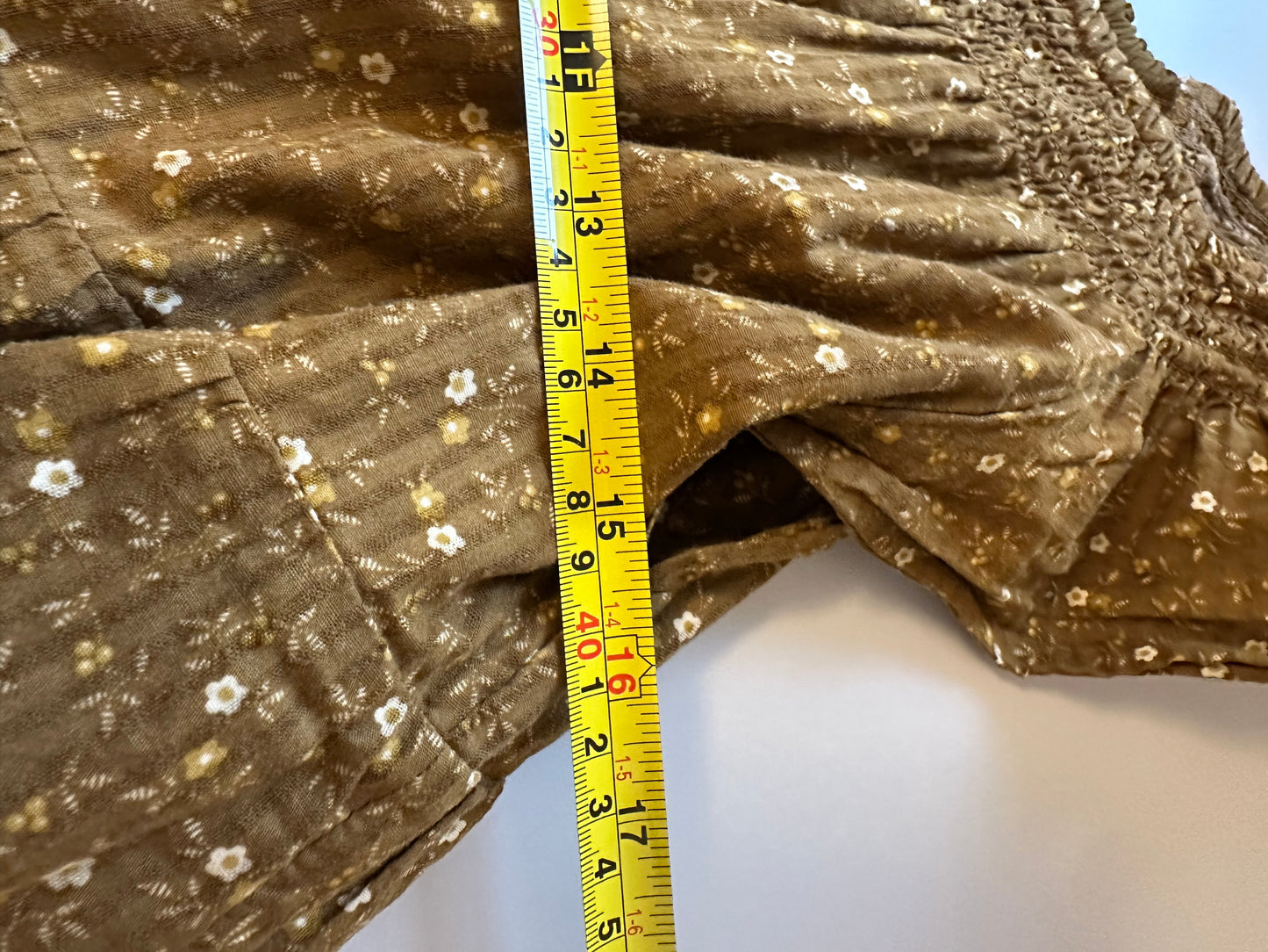 Madewell Ruffle-Sleeve Tiered Midi Dress in Daisy Stitch | Size Medium