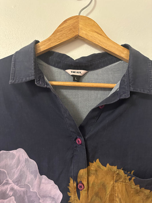 The Kit Zoe Floral Long Sleeve Blouse in Violet Iris | Size Large