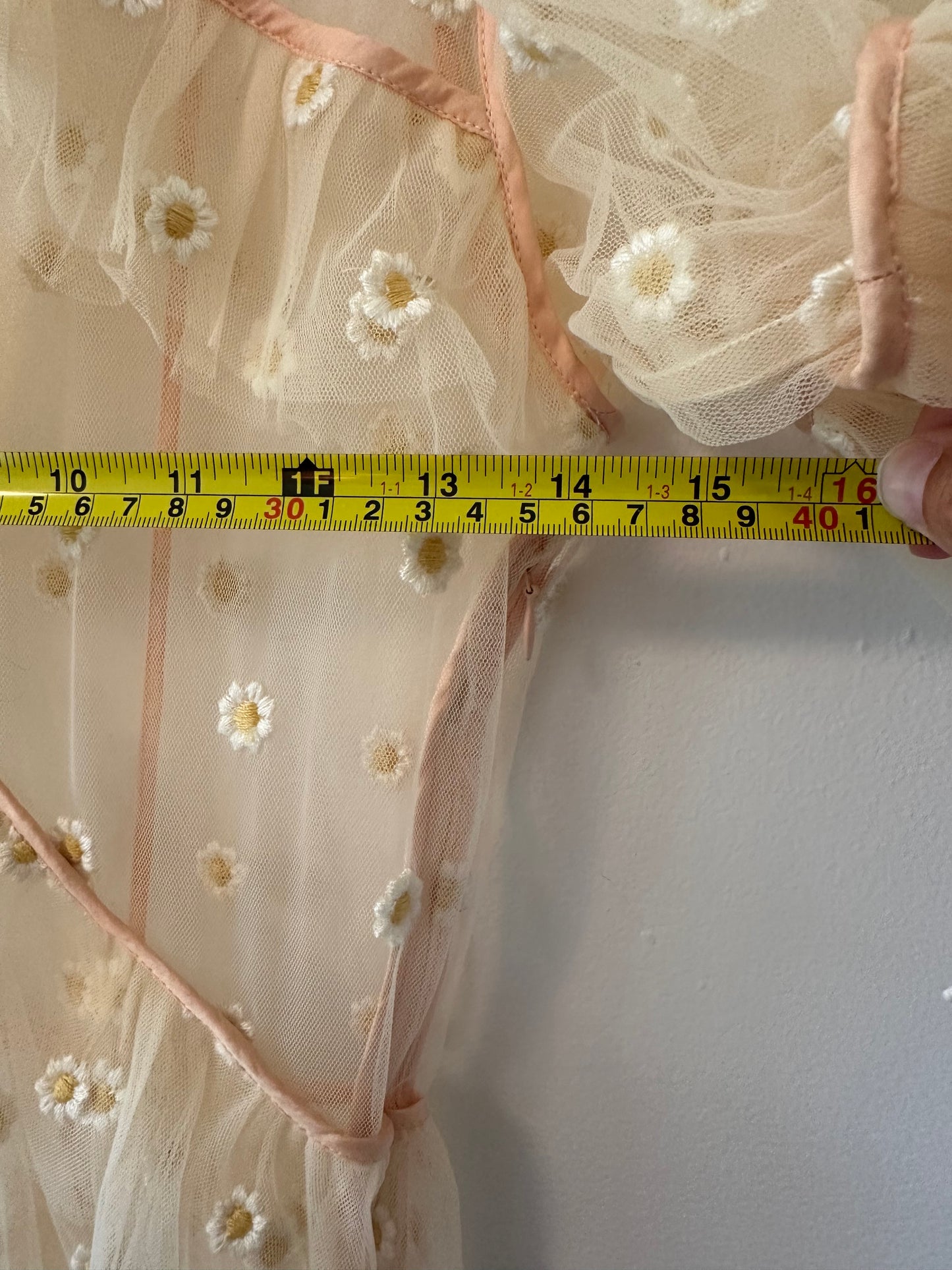 Doen Zelda Sheer Floral Maxi Dress in Faded Peach - Size XS