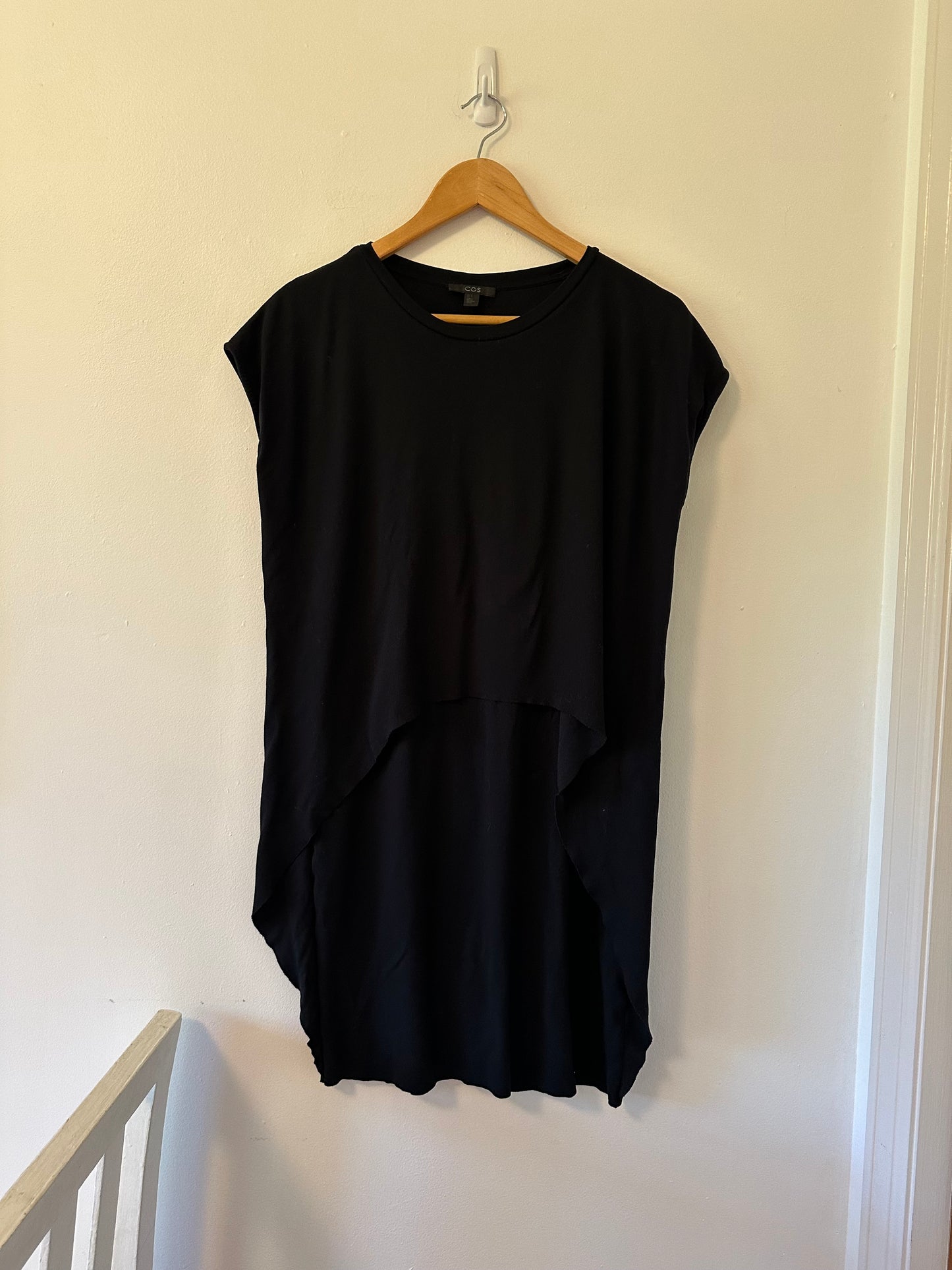 COS - Black Short Sleeve High Low Women’s Top with Raw Edges | Size Small