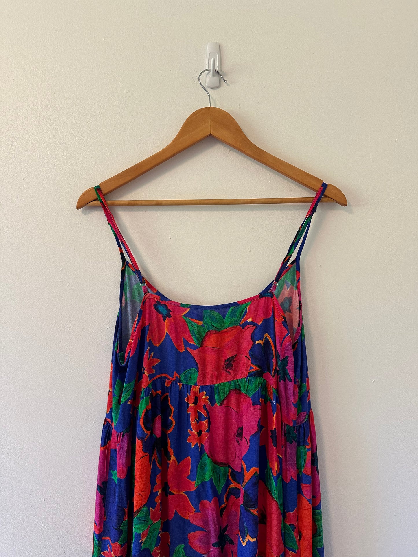 Stieglitz Mayte Floral Tiered Maxi Dress in Blue and Red - Size Medium