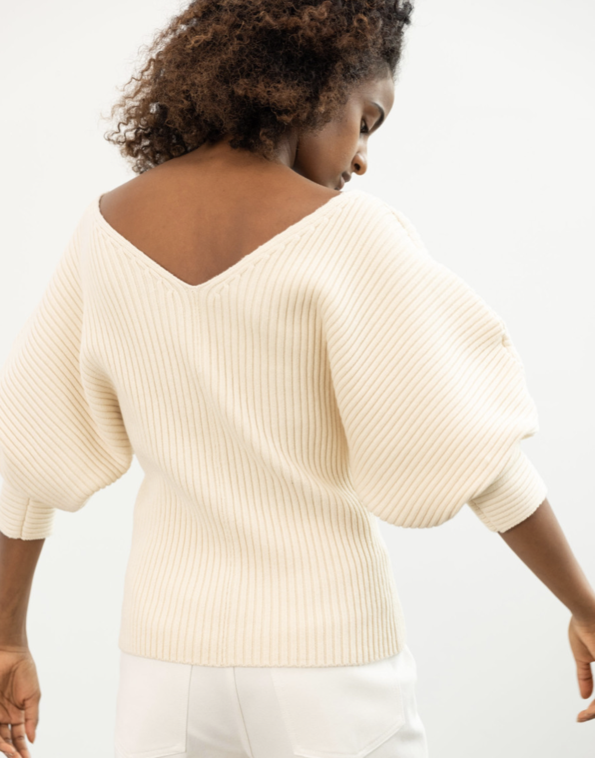 Mara Hoffman Olla Cream V-Neck Ribbed Sweater | Size Medium