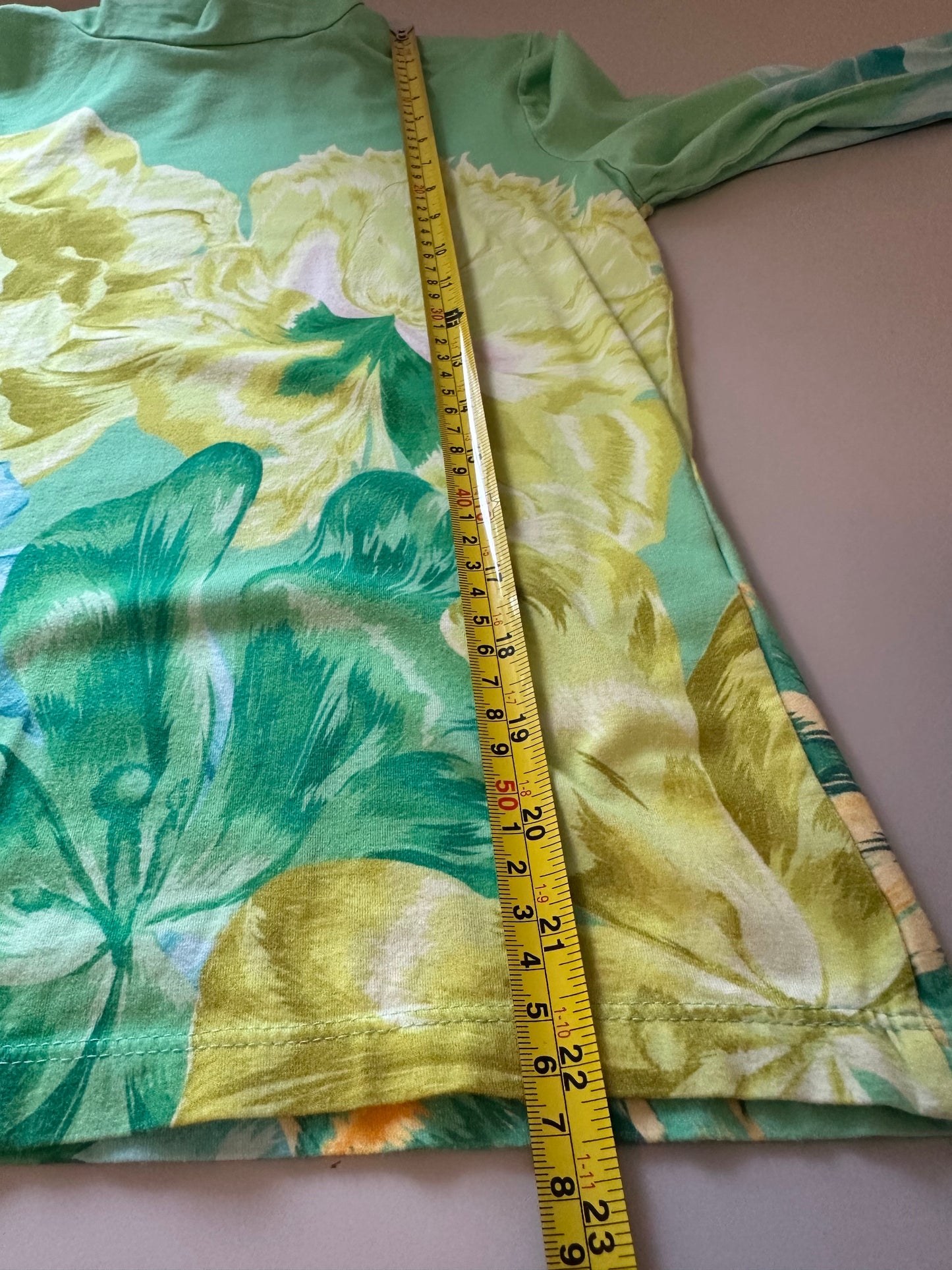 The Kit Turtleneck in Jade Iris | Size Large