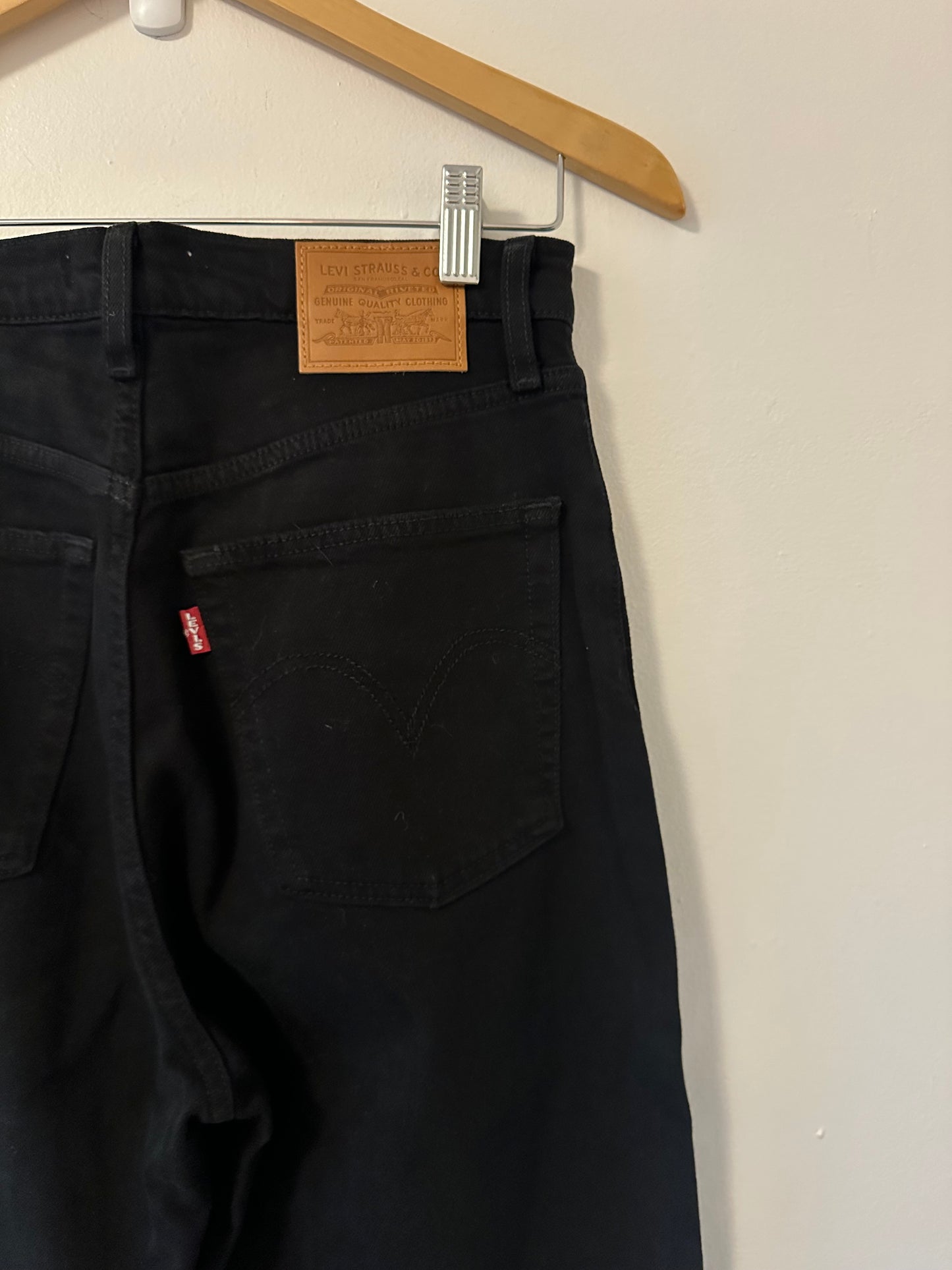 Levi's Ribcage Straight Ankle Black Denim Jeans - Size 27