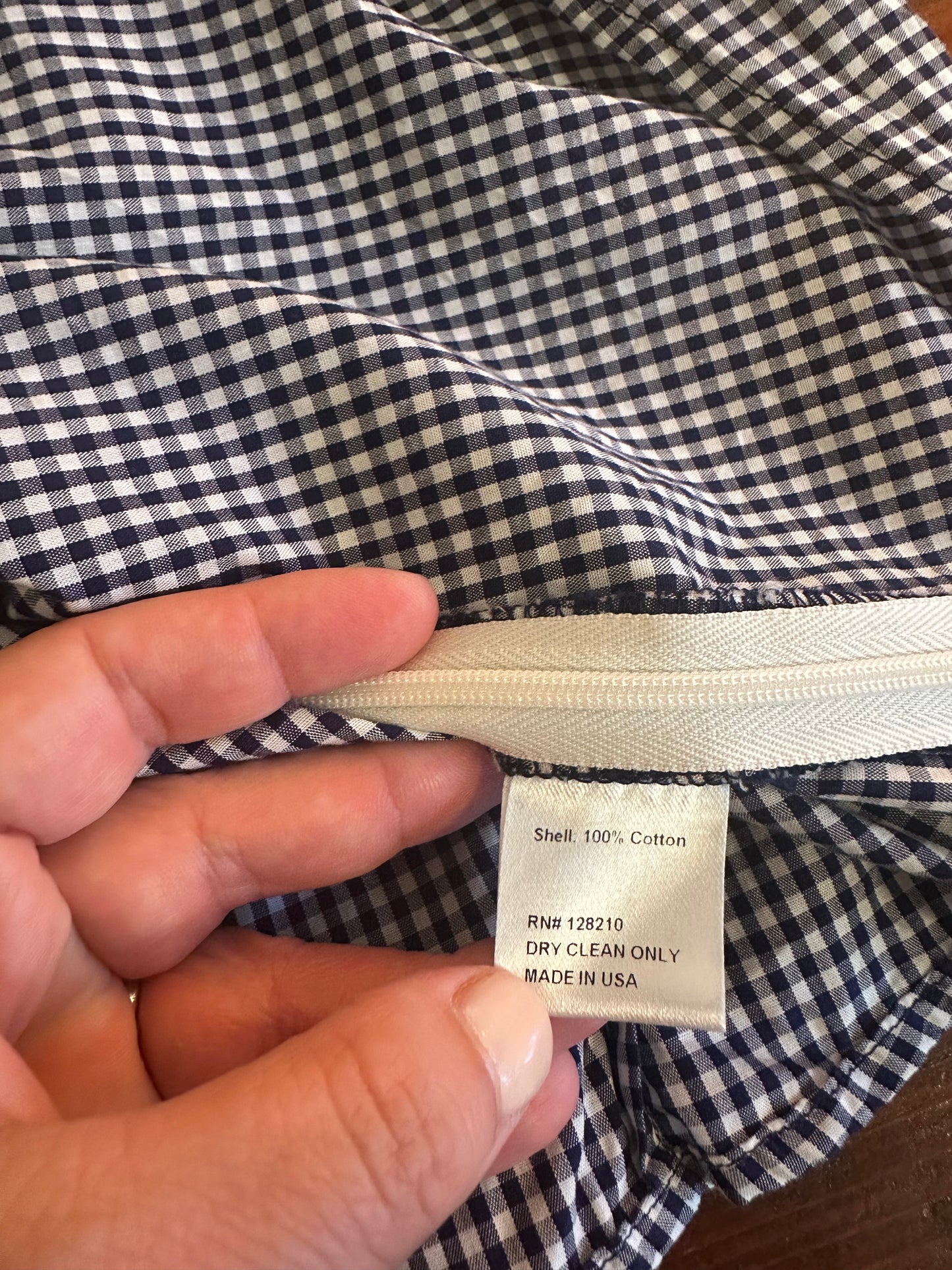 Elizabeth McKay Navy and White Gingham Top Size 8