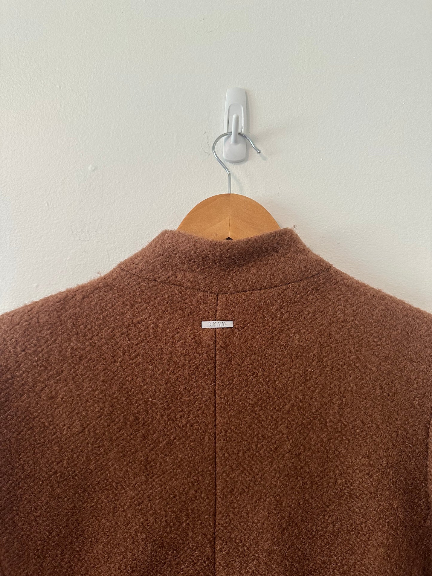 DKNY Single-Breasted Walkers Coat in Tan Boucle - Size Medium