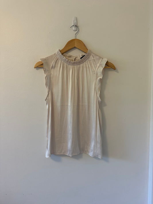 Banana Republic - Cream Ruffle Sleeve Blouse | Size Small