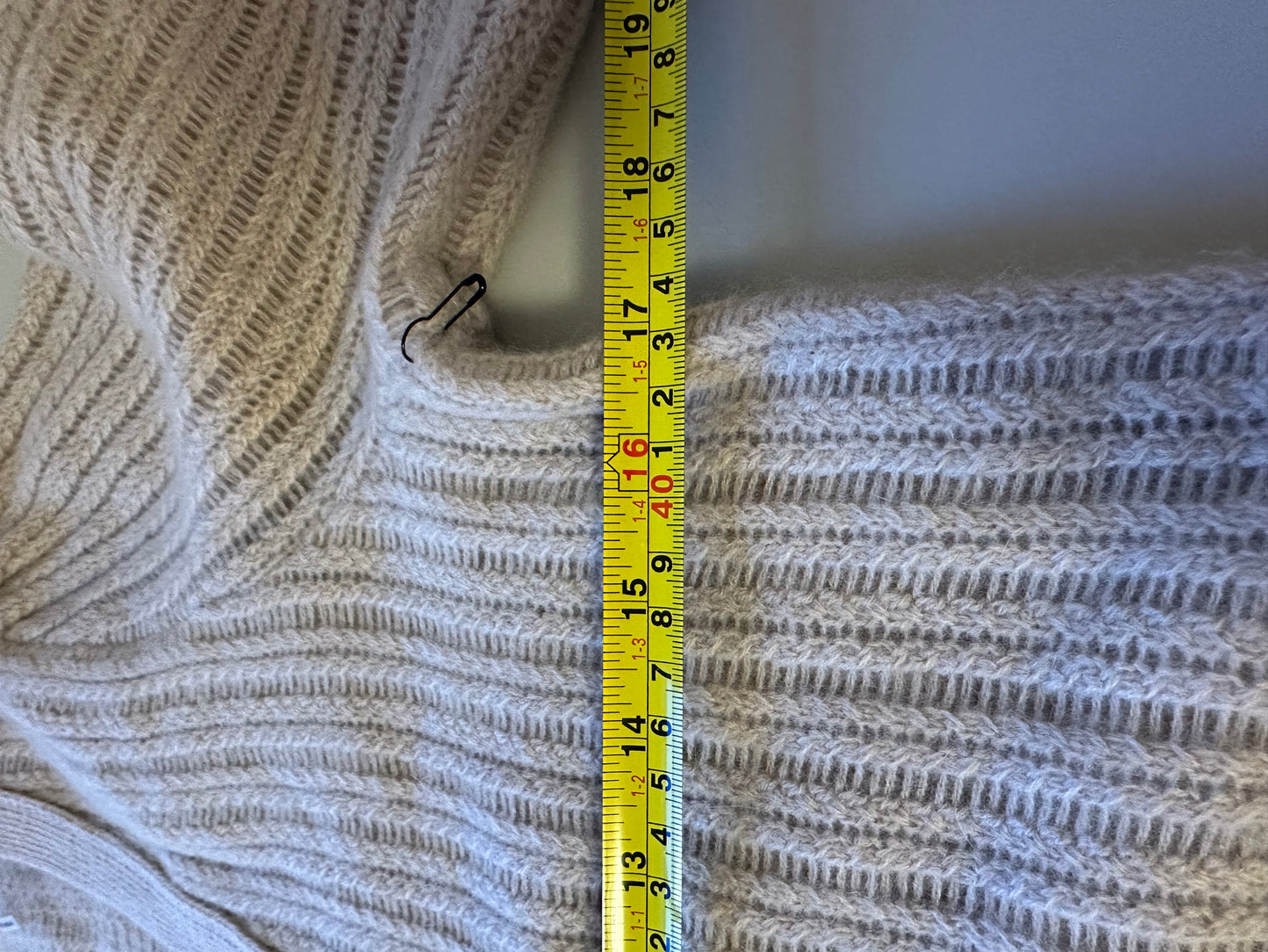 White + Warren Cashmere Textured Cardigan in Jute Heather | Size Small