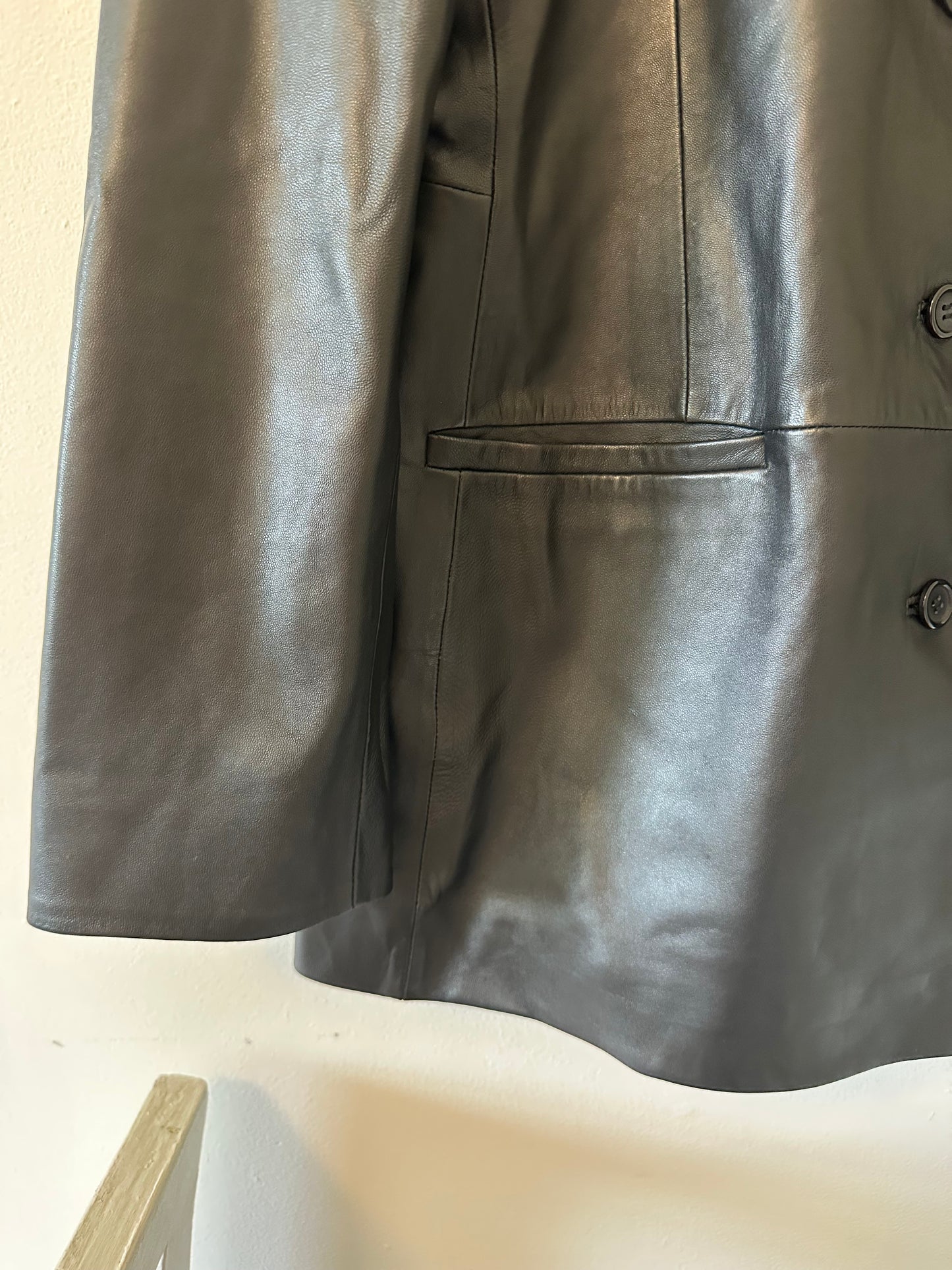 Reformation Veda Hal Fitted Leather Blazer in Black - Size XL