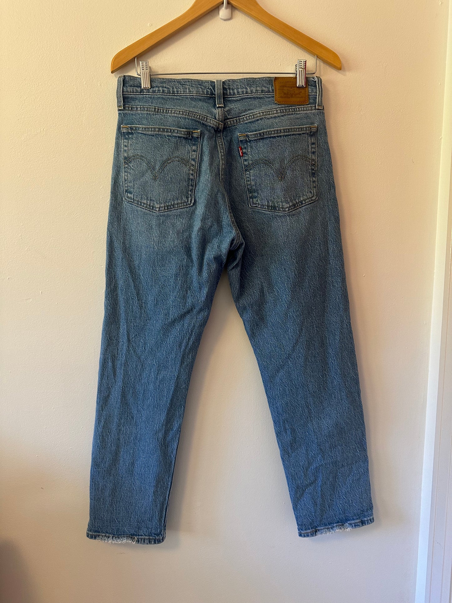 Levi's Classic Wedgie Straight Leg Ankle Length Jeans | Size 29