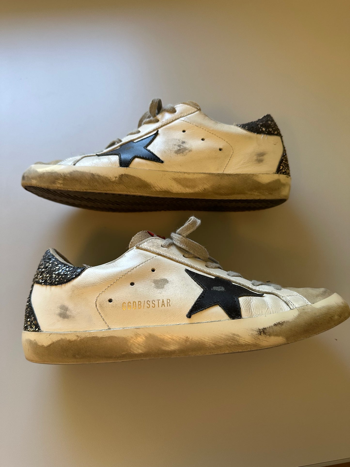 Golden Goose Super-Star Sneakers with a Star and Black Glitter Heel | Size 39