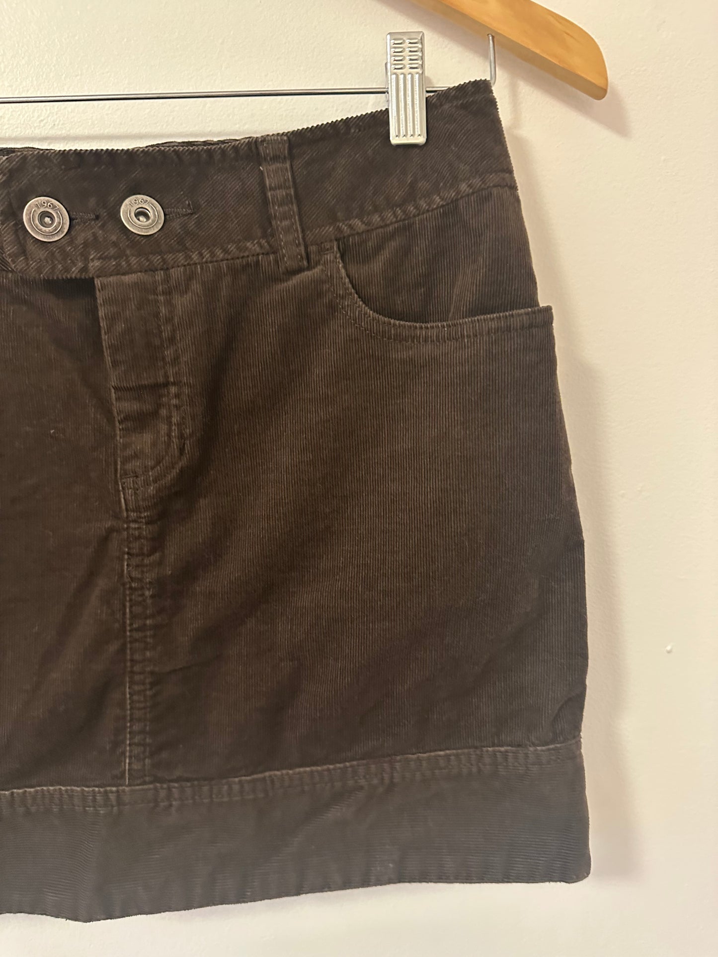 Eastern Mountain Sports Brown Corduroy Mini Skirt - Size 4