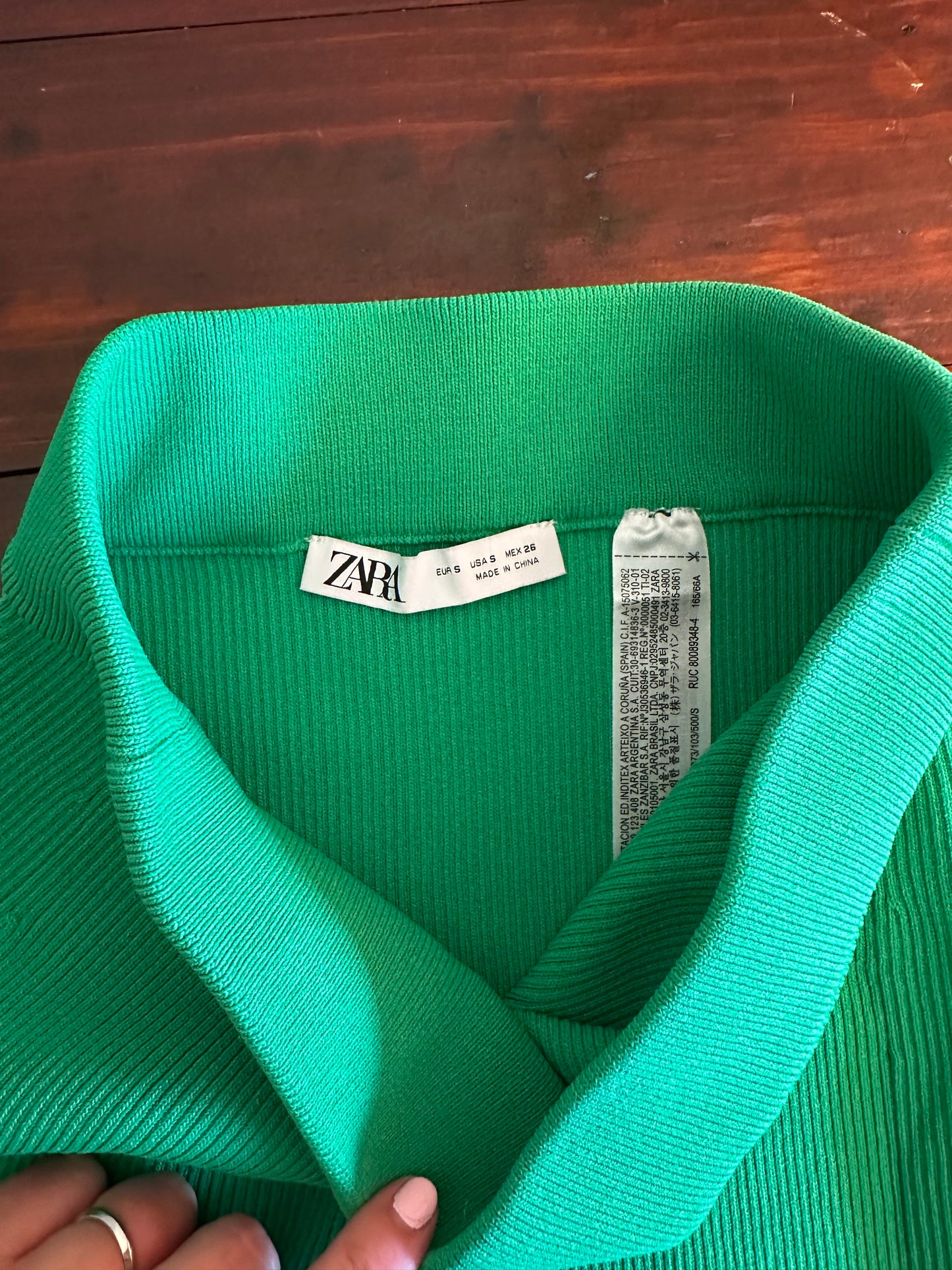 Zara Ribbed Midi Skirt with Slit in Green - Size Small