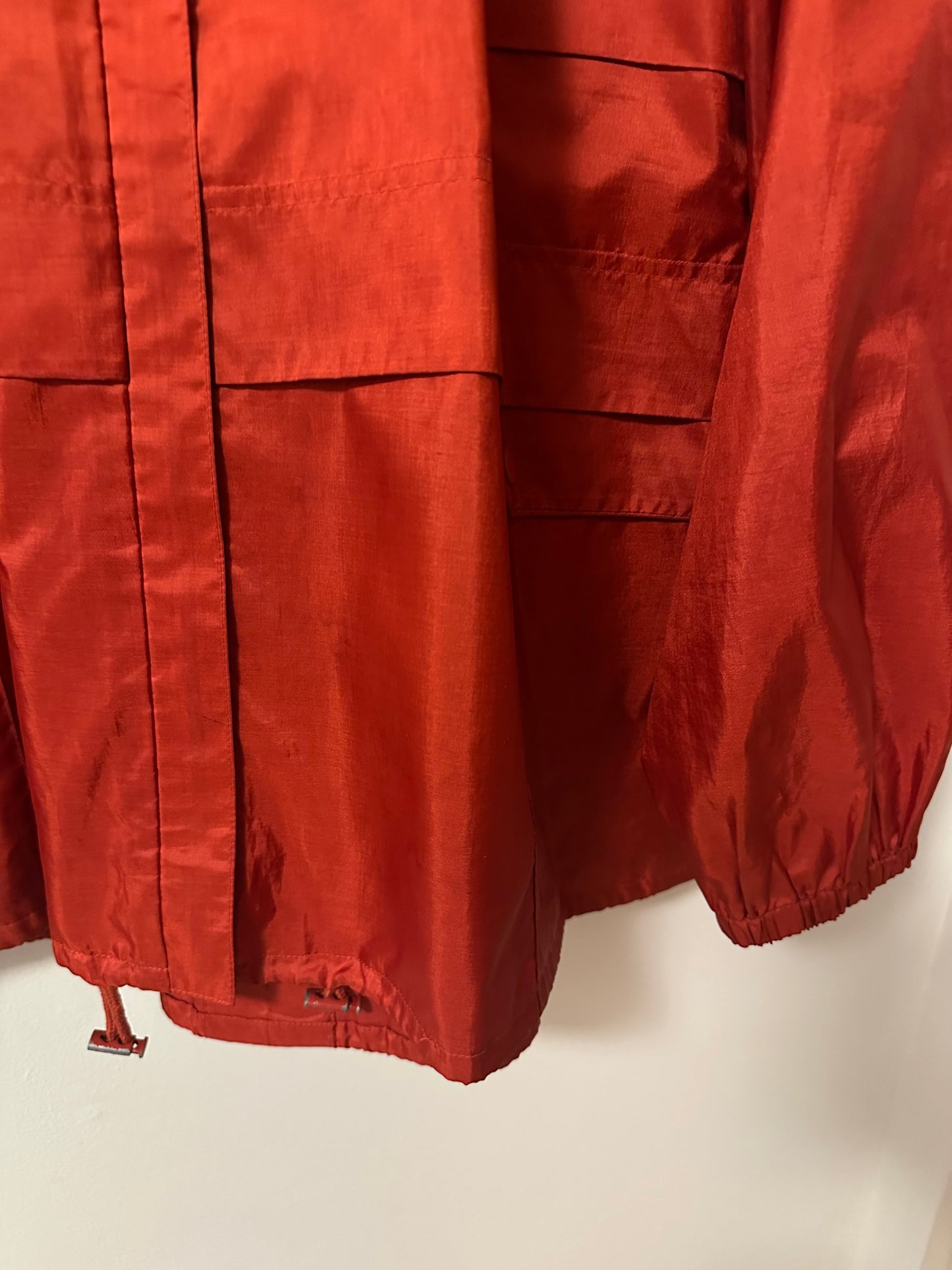 Tory Burch Red Pleated Utility Rain Jacket with Hood | Size Large