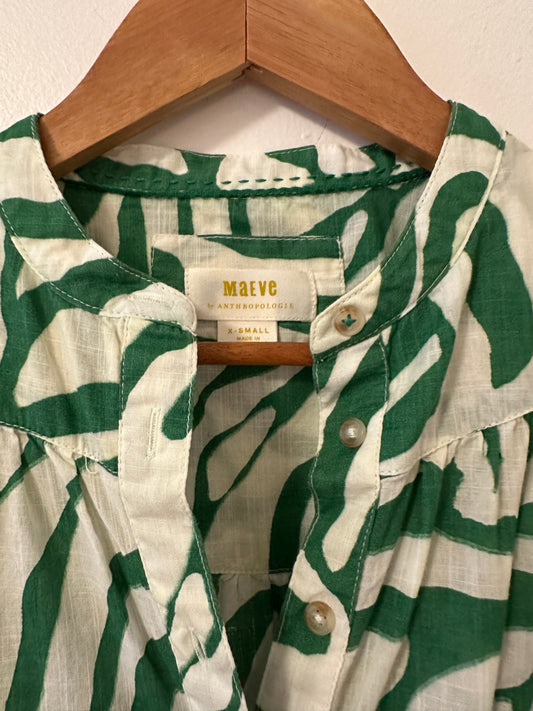 Maeve Anthropologie Green and White Zebra Print Blouse | Size XS
