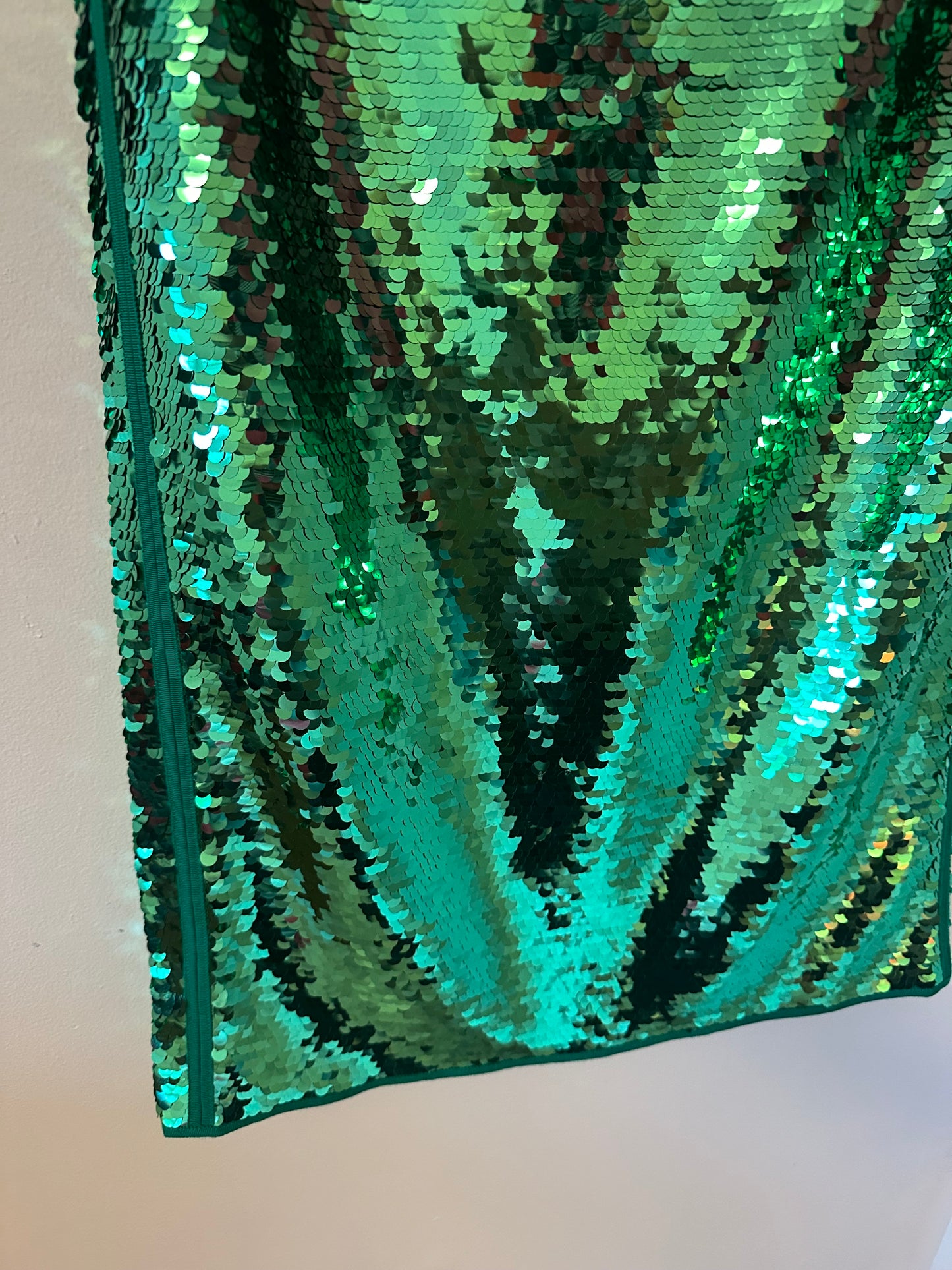 Weekend Max Mara Udine Sequin Jersey Pencil Skirt in Green | Size Large