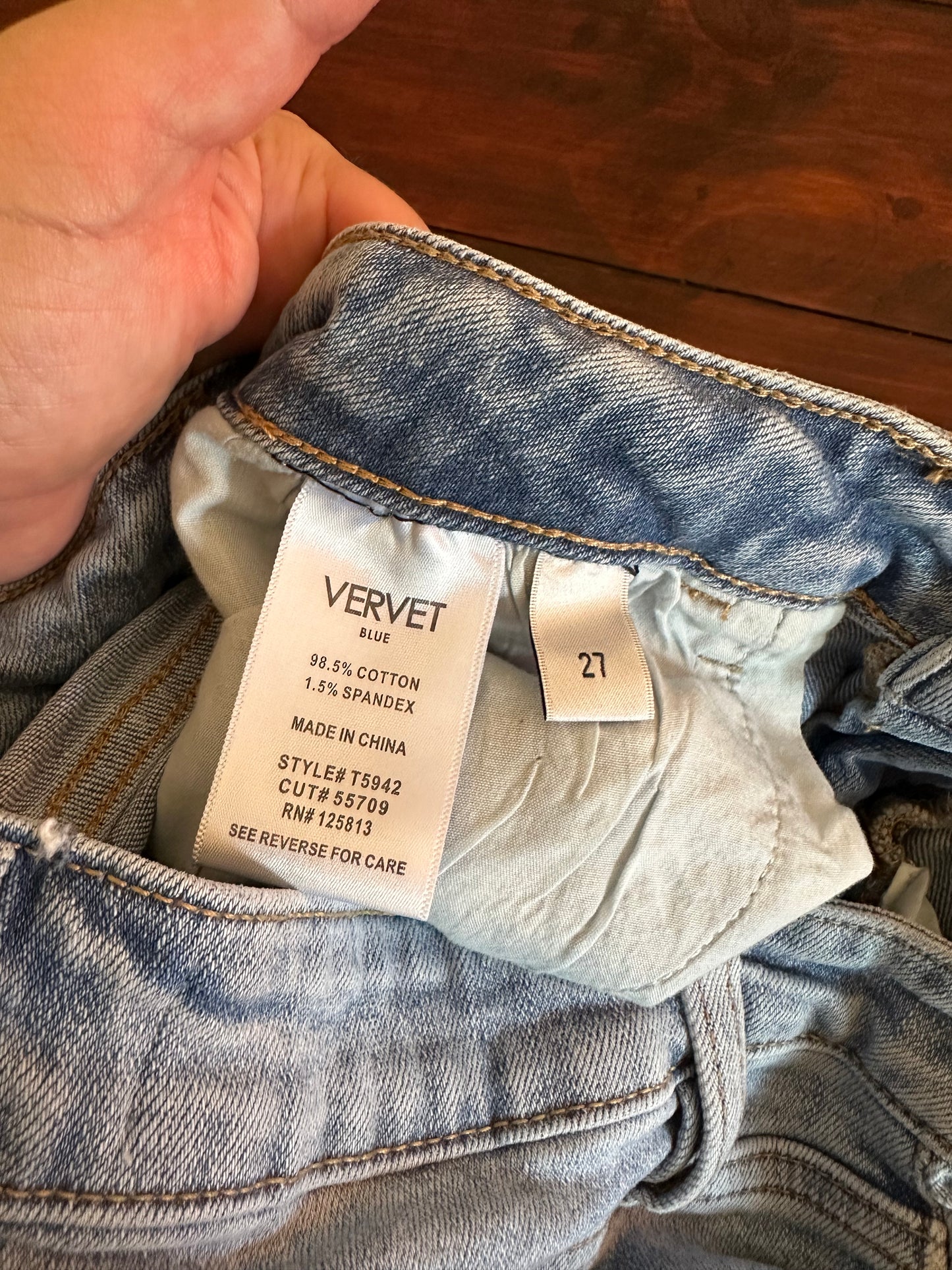 Vervet Leann Mid Rise Dad Jeans - Size 27