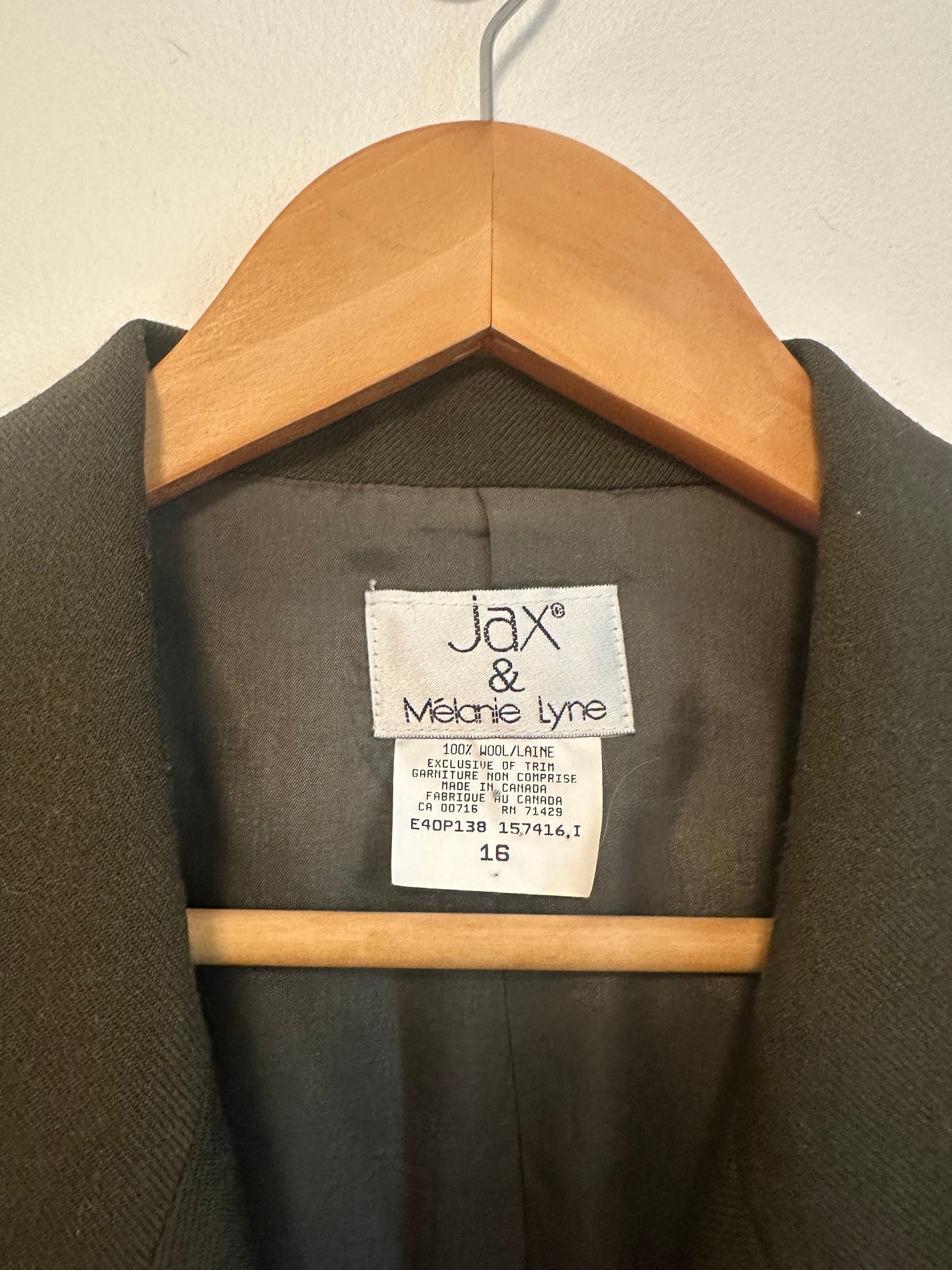 Mr. Jax & Melanie Lyne Vintage Oversized Olive Green Blazer | Size 16