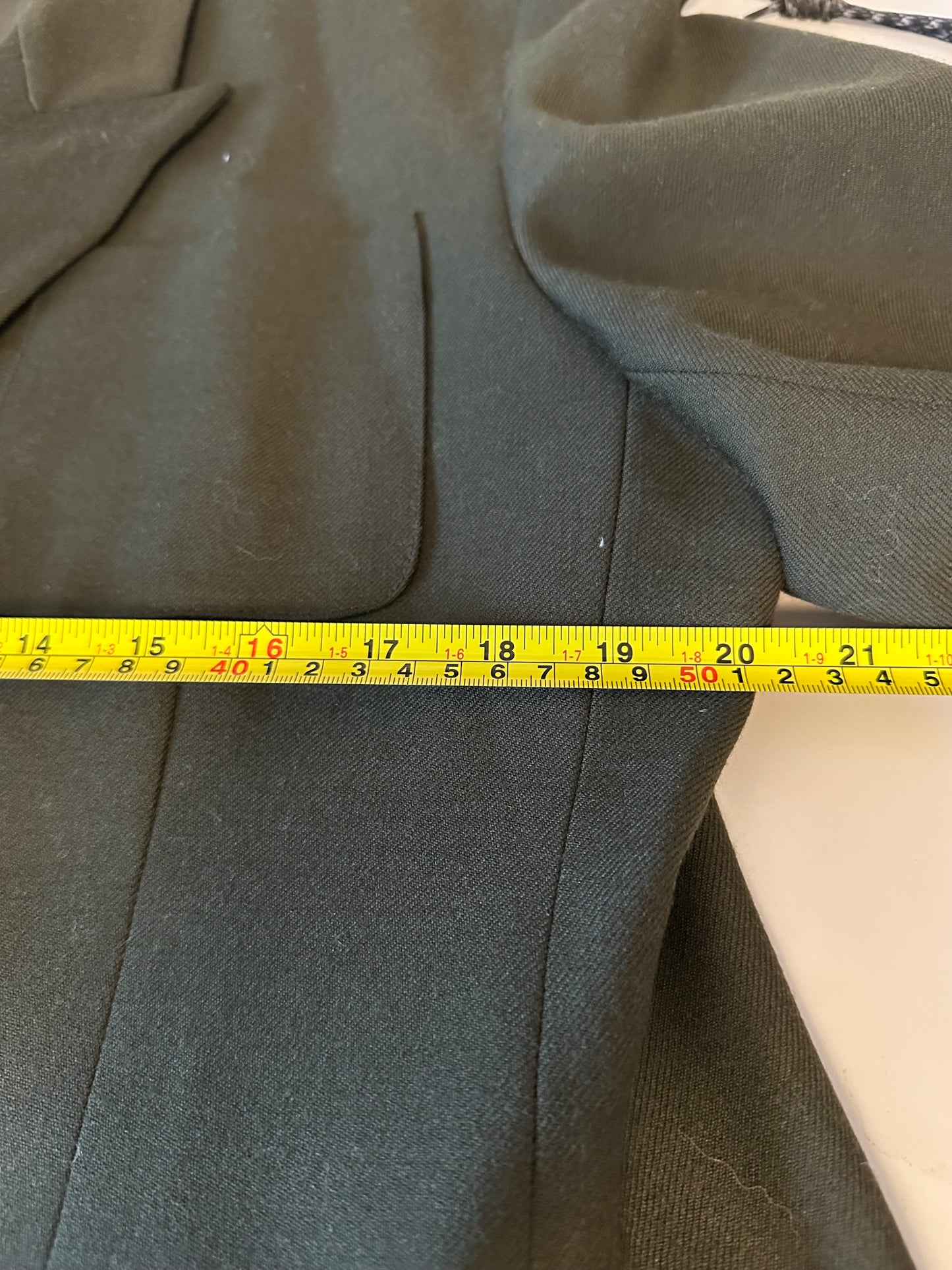 Mr. Jax & Melanie Lyne Vintage Oversized Olive Green Blazer | Size 16