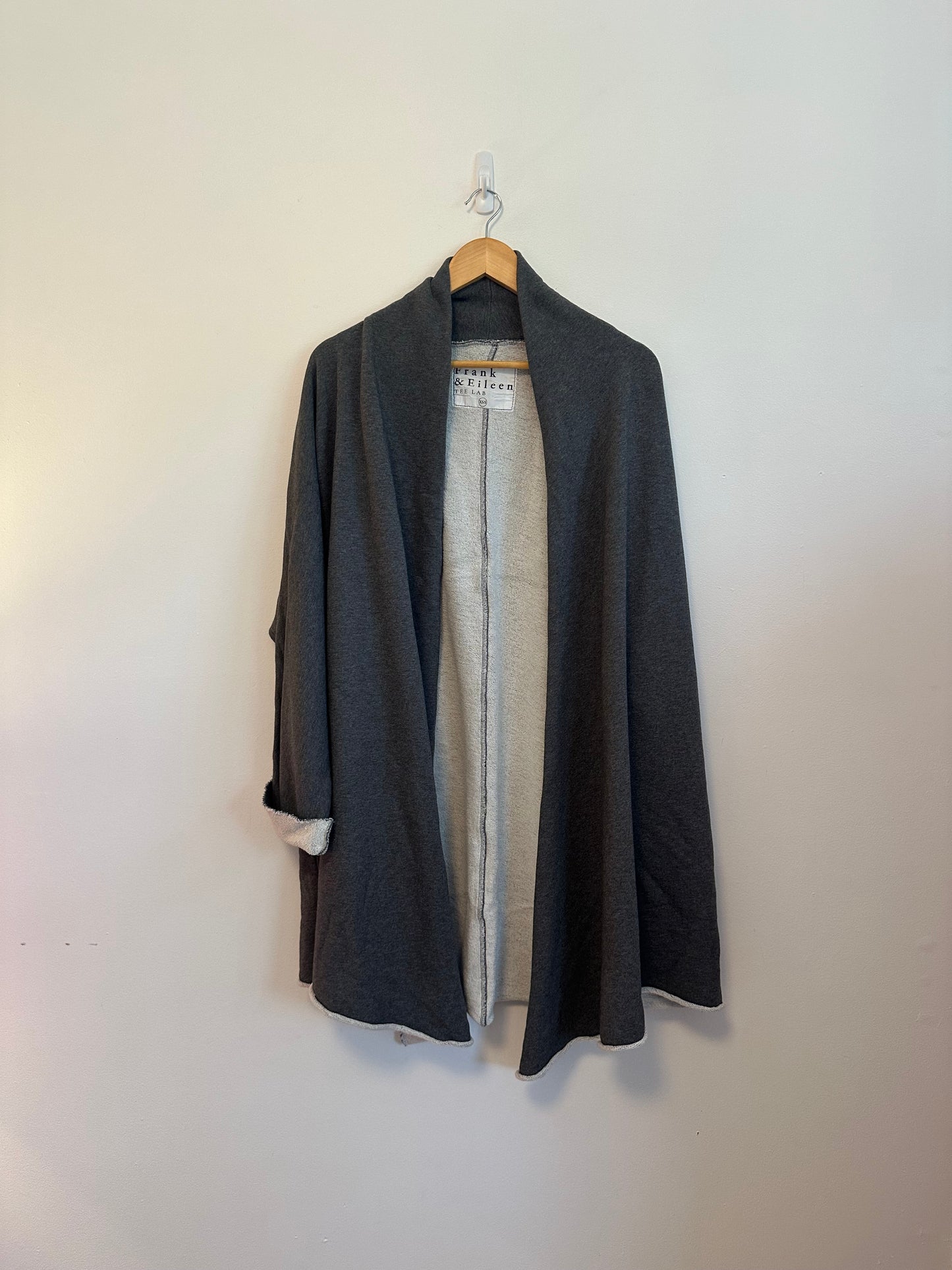 Frank & Eileen Open Lounge Sweatshirt Cardigan in Dark Gray | Size XS/S