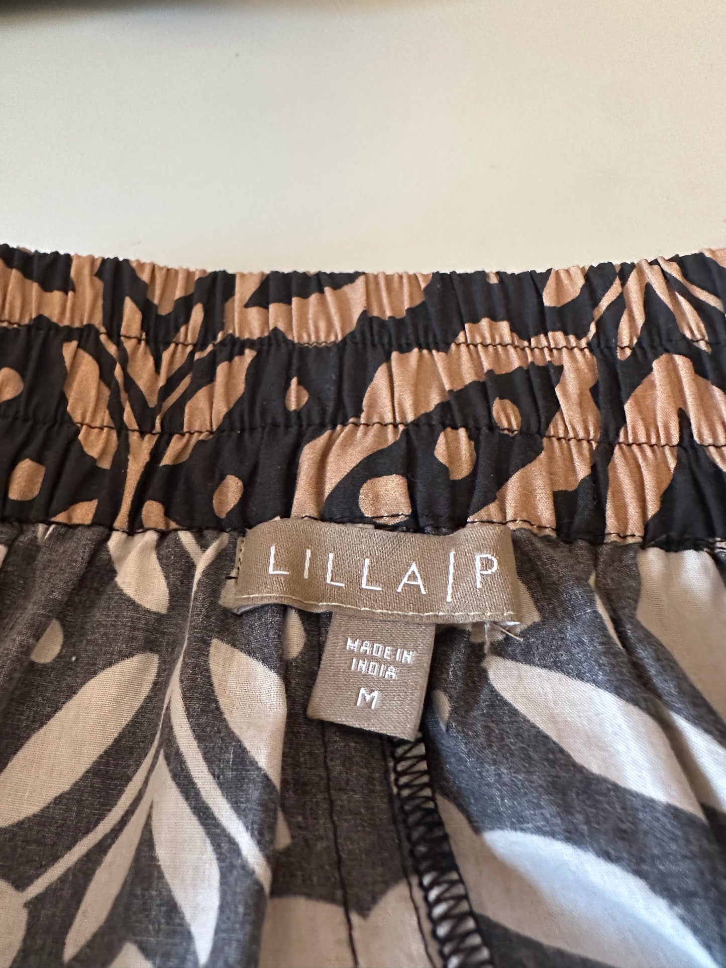 Lilla P Belted Skirt in Khaki Motif | Size Medium