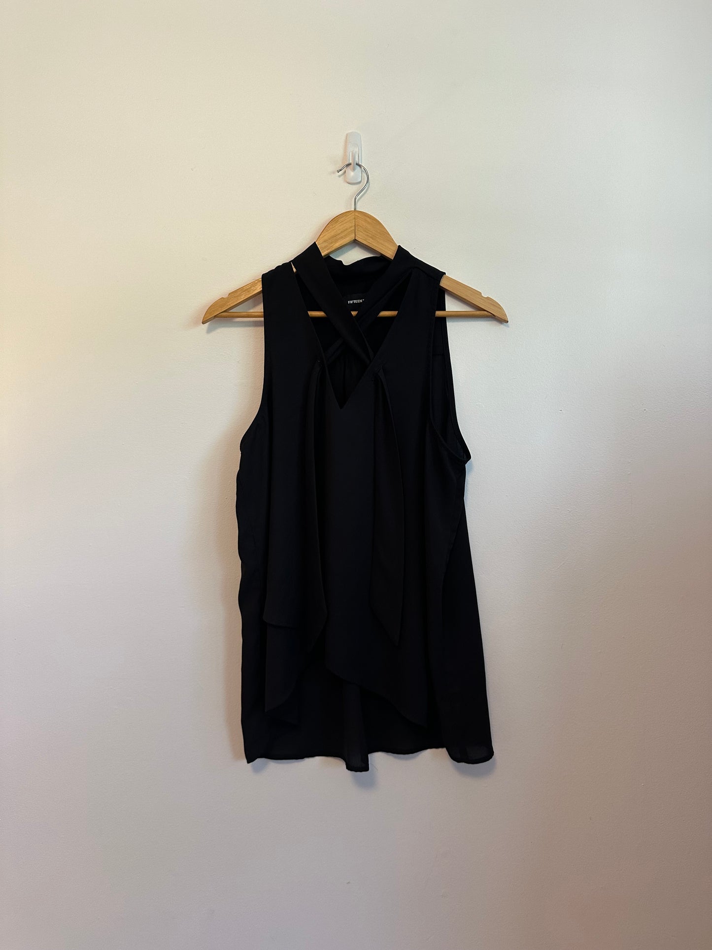 Fifteen Twenty Cross Neck Sleeveless Blouse in Black | Size Large