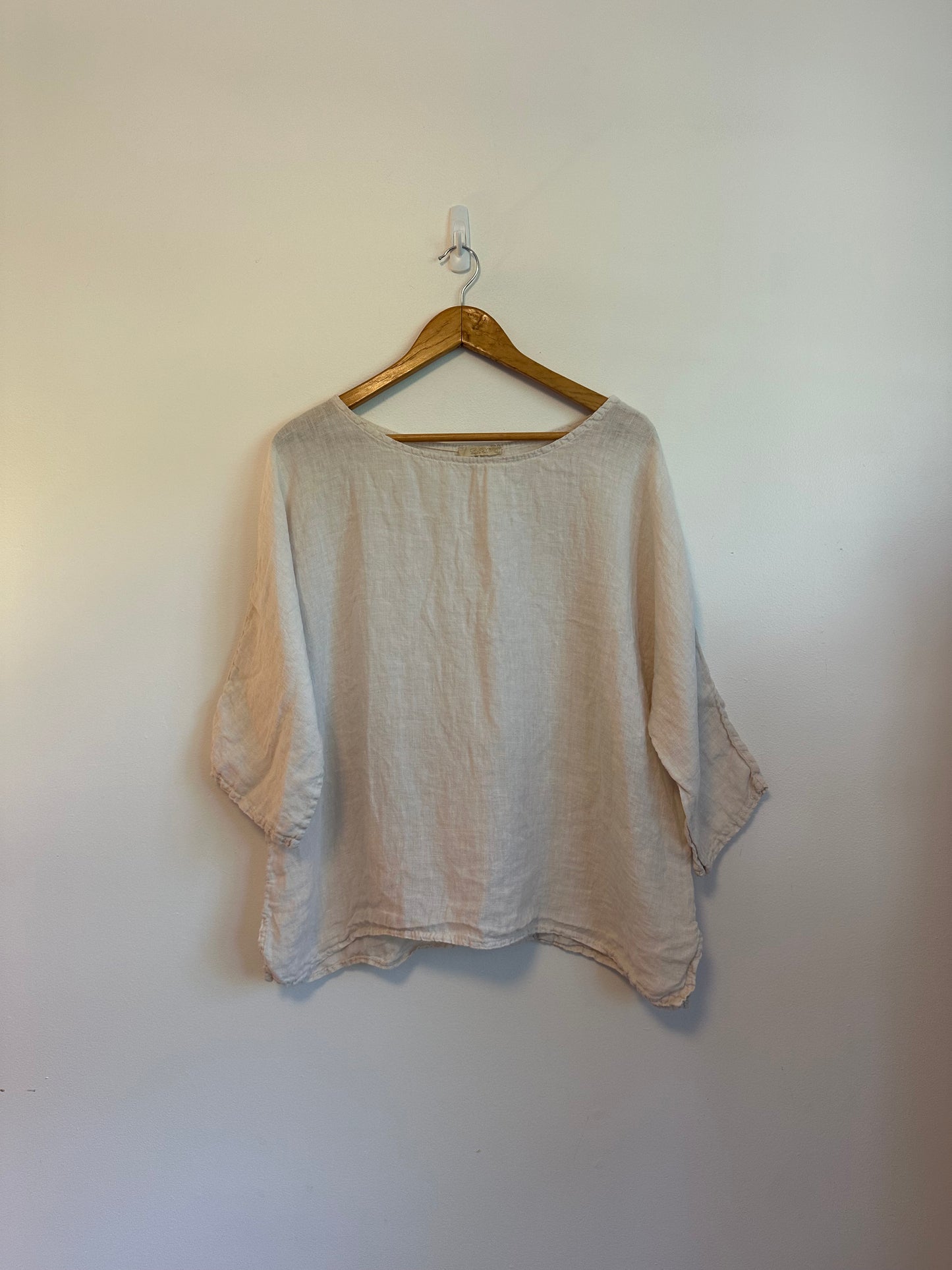 Giusy Linen Relaxed Fit Blouse in Oatmeal Tan | Size Large